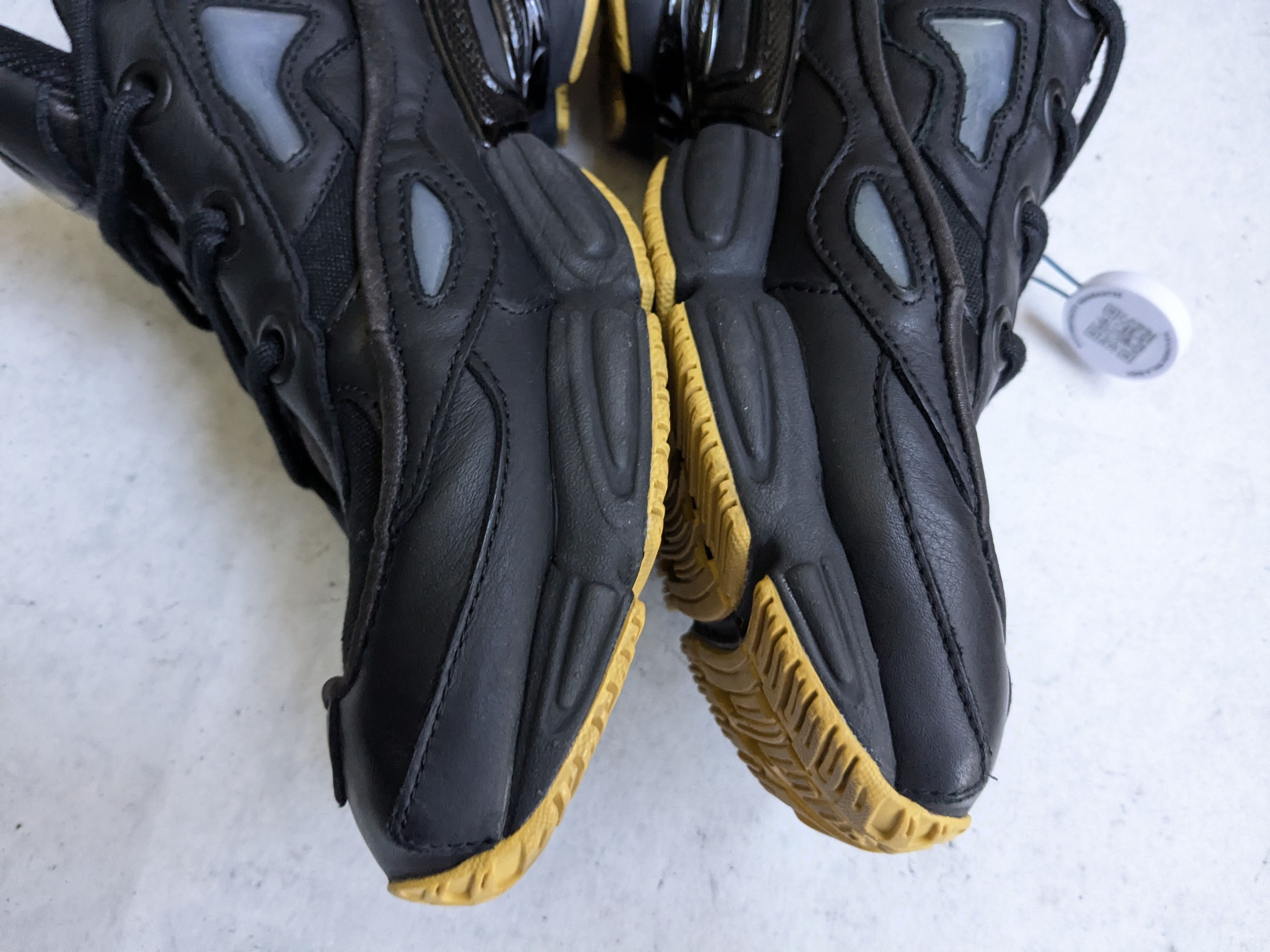 Raf Simons Adidas x Raf Simons Ozweego Black Corn 9 BB6741 Size US 9 / EU 42 - 9 Thumbnail