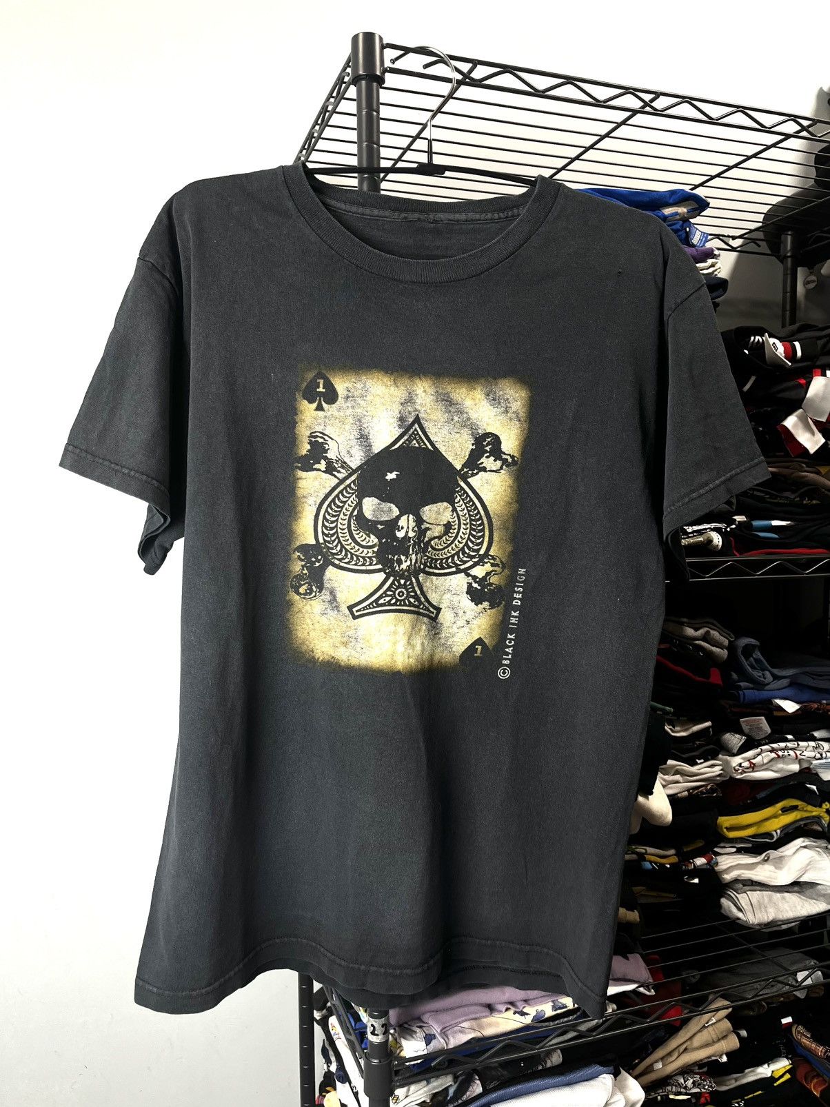 Band Tees 2000’s Vintage Art Skeleton Skull Pirates T Shirt Size US M / EU 48-50 / 2 - 1 Thumbnail