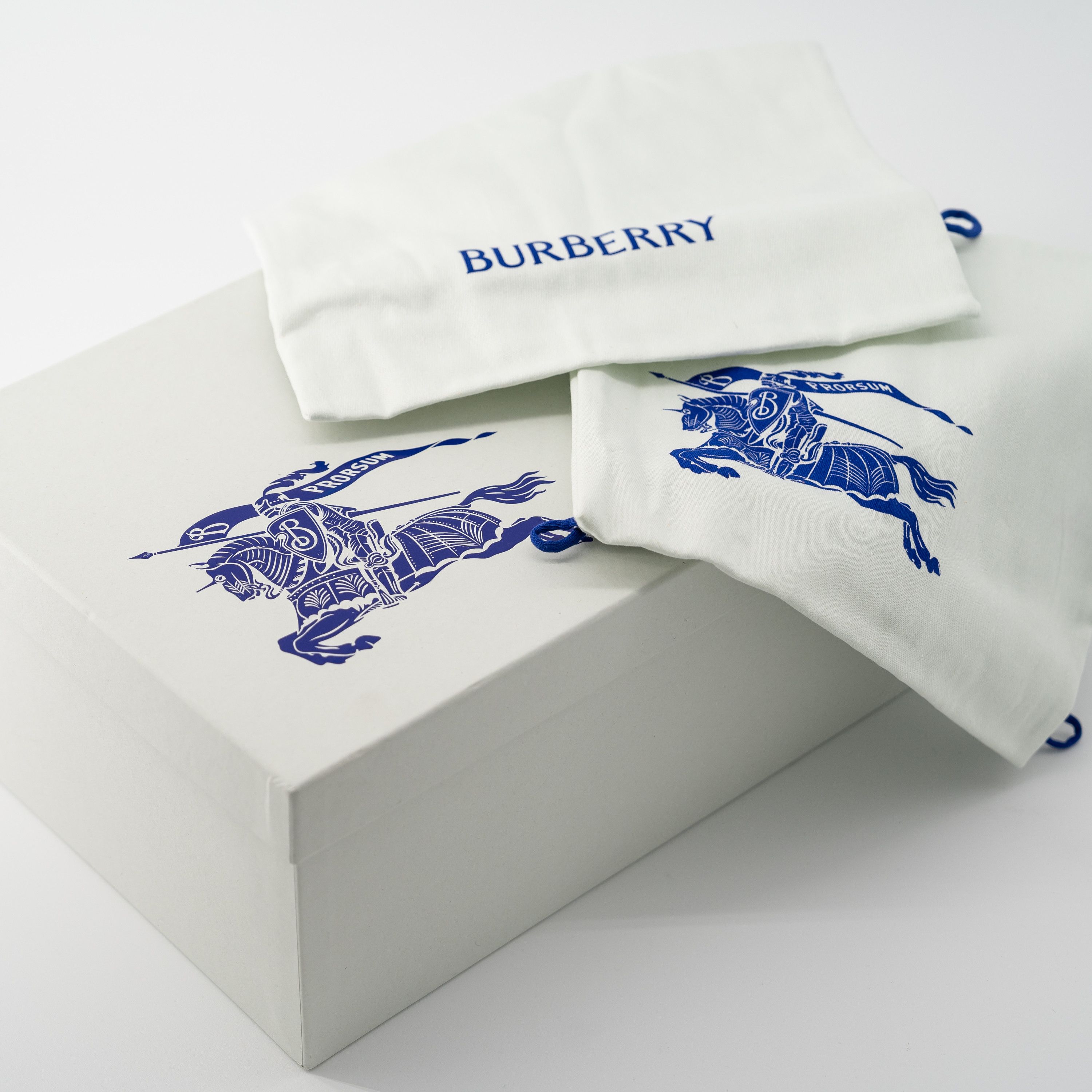 Burberry 41 8us Burberry Pillow Boots Yellow Check Padded Drawstring Size US 8 / EU 41 - 9 Thumbnail