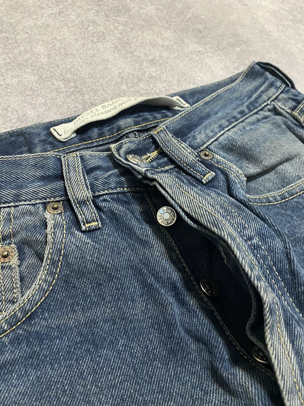 Diesel × Vintage Vintage Diesel Industry Jeans Cheyenne Size 30 Size US 30 / EU 46 - 10 Thumbnail