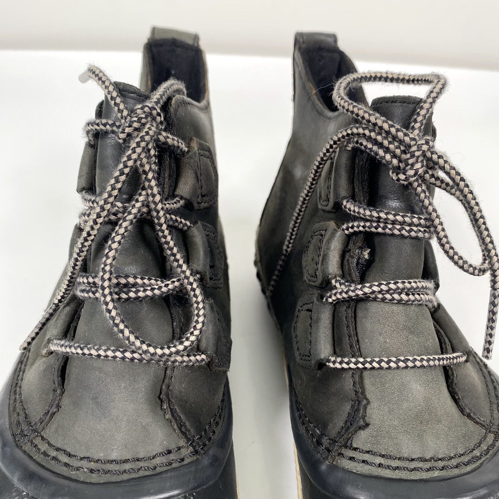 SOREL SOREL Duck Boots Women's Leather Waterproof Ankle Boots Size 9.5 M Rain Snow Waterproof Flat Heel Black Out 'N About Theme Duck Boots Shoes Size US 10 / IT 40 - 7 Thumbnail