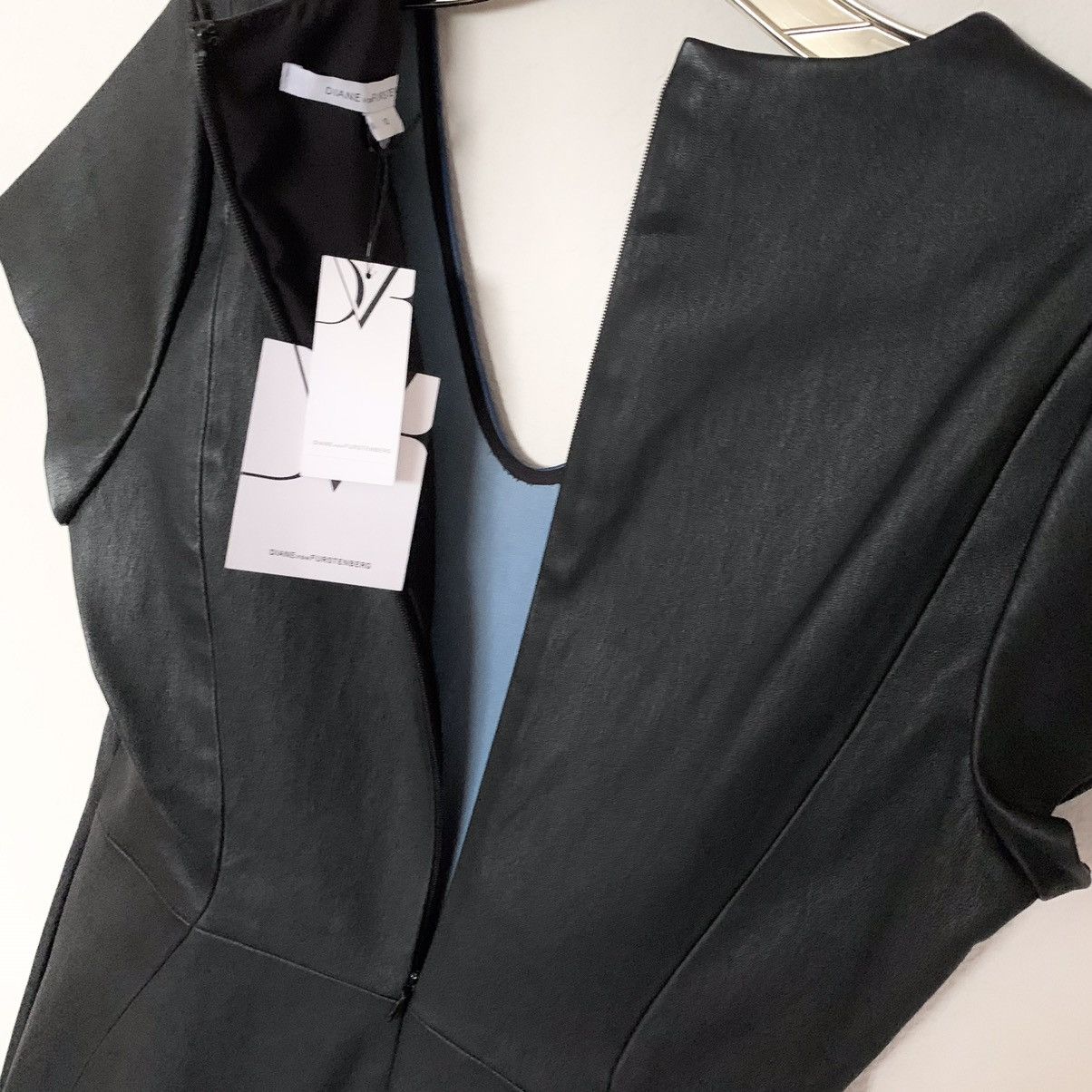 Diane von Furstenberg DVFnAll leather body dress $1100 retail Size M / US 6-8 / IT 42-44 - 16 Thumbnail