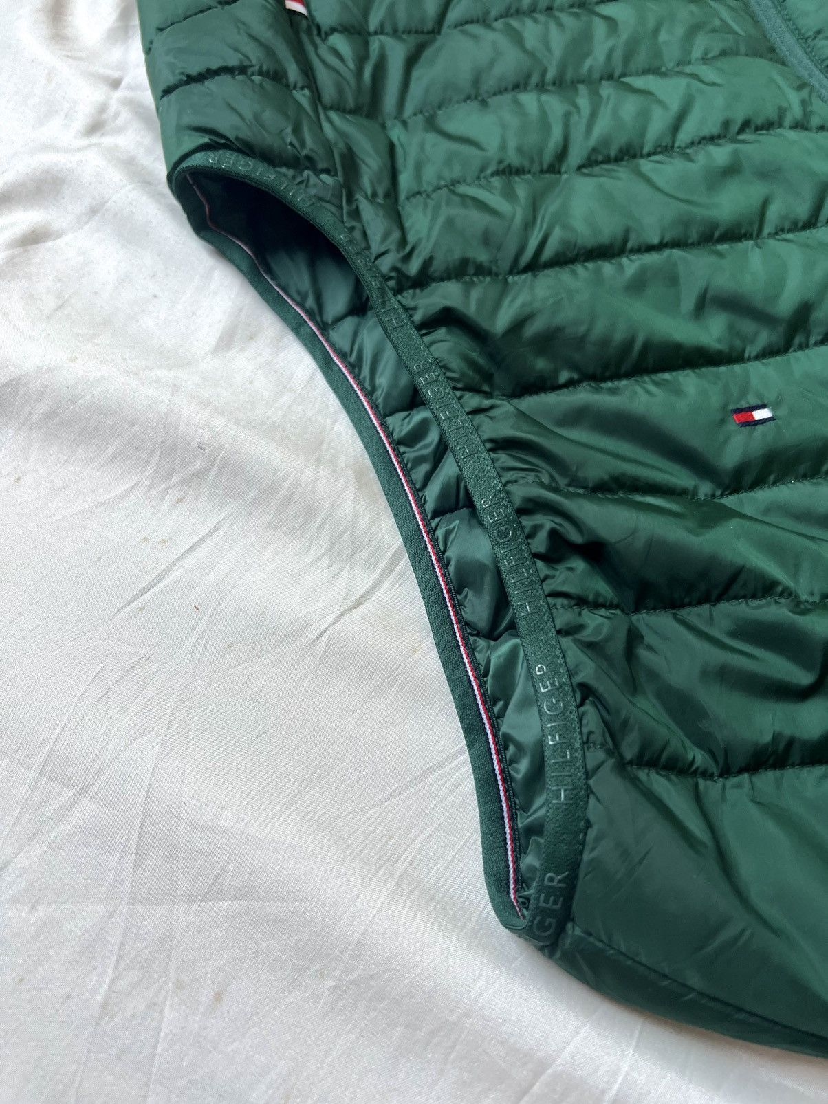 Tommy Hilfiger Tommy Hilfiger new w tags green puffer gilet packable - M Size US M / EU 48-50 / 2 - 4 Thumbnail