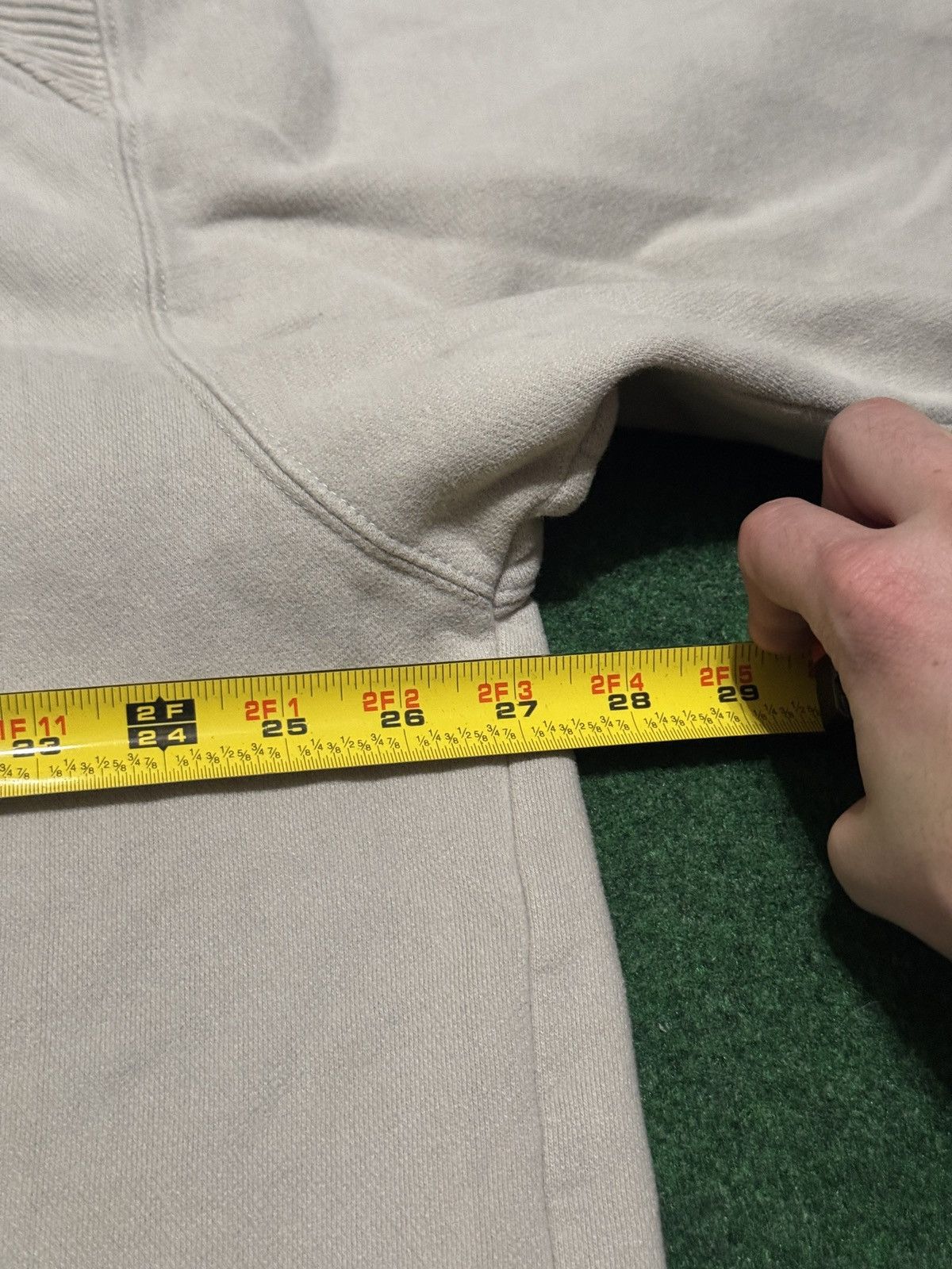 Nike Vintage Y2K Nike Gray Tag Spellout XXL Crewneck Sweatshirt Size US XXL / EU 58 / 5 - 4 Thumbnail