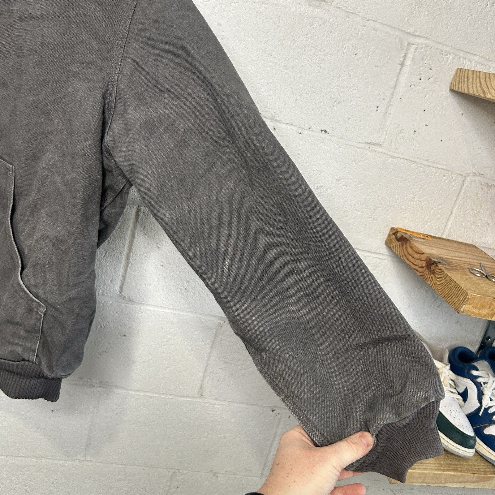 Carhartt Carhartt Quilted Hooded Active Jacket “Gravel/Grey” J140-GVL Size US L / EU 52-54 / 3 - 8 Thumbnail