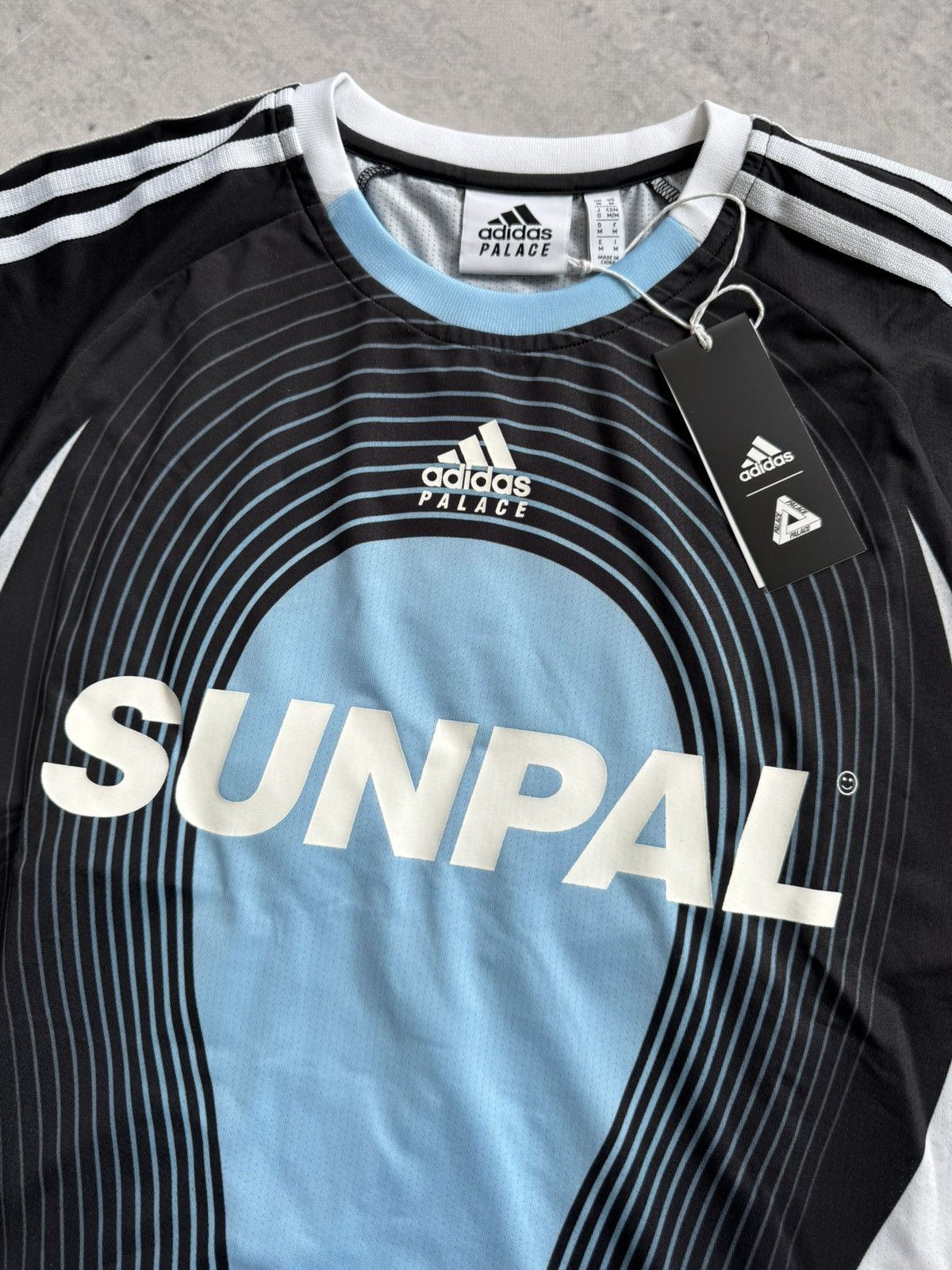 Adidas × Palace Adidas Palace GL7171 jersey tee big logo Size US M / EU 48-50 / 2 - 4 Thumbnail
