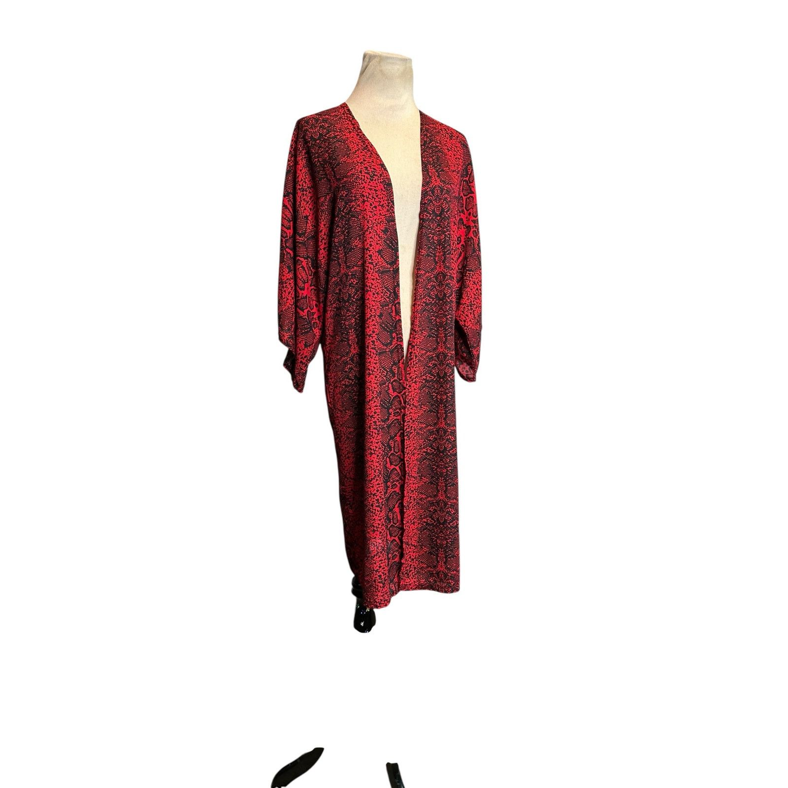 Boohoo Boohoo red black snake print open front long kimono size M/L Size L / US 10 / IT 46 - 10 Thumbnail