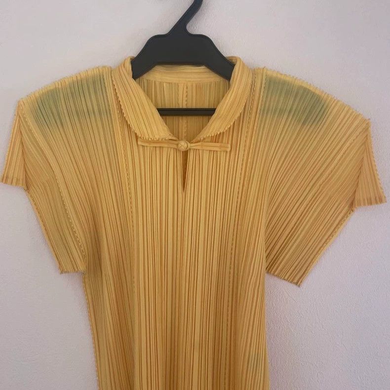 Issey Miyake Issey Miyake Yellow button-up short-sleeved shirt Size L / US 10 / IT 46 - 2 Thumbnail