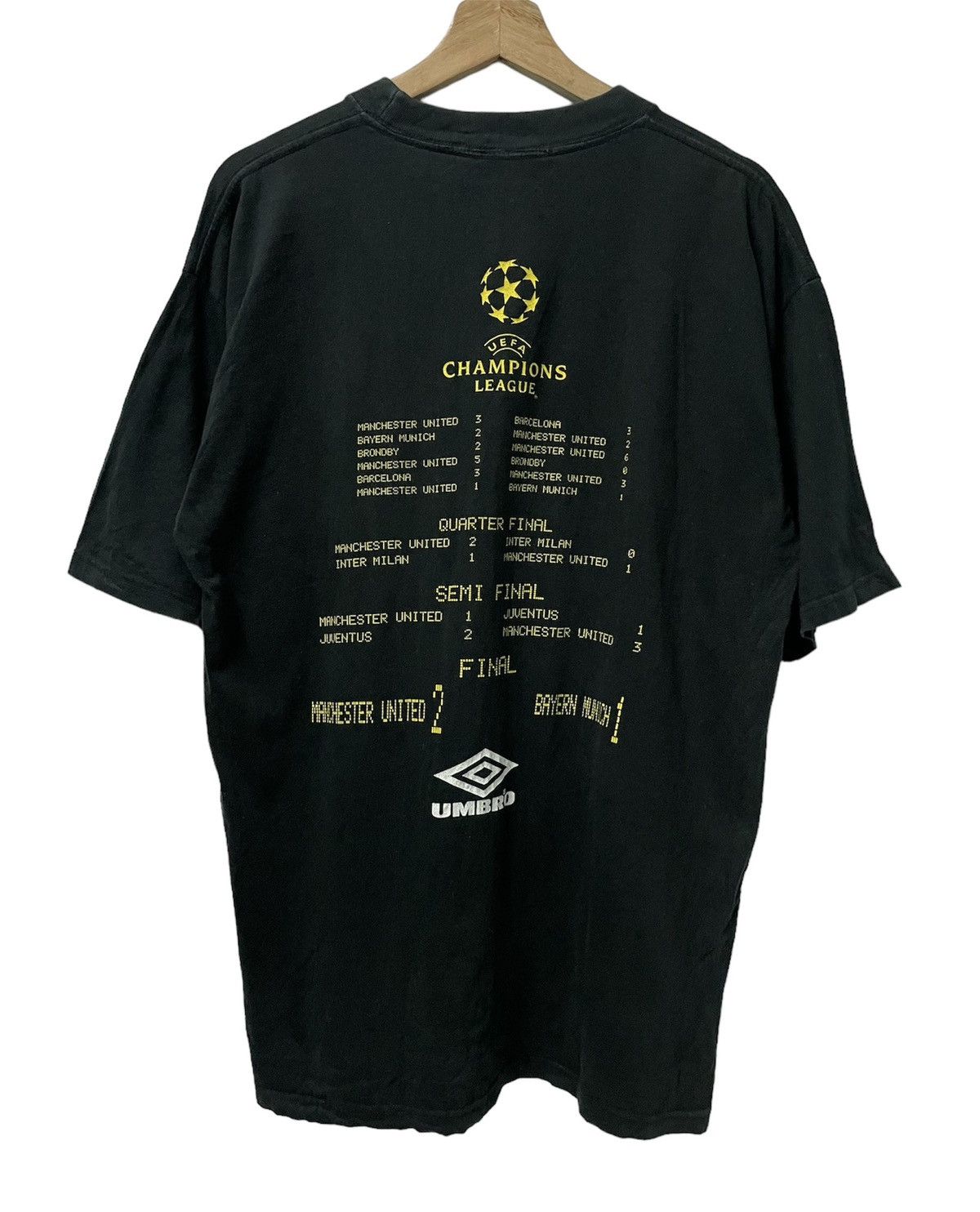 Vintage Very Rare Vintage UEFA Final Man U vs Bayern Munich Tee Size US XL / EU 56 / 4 - 2 Thumbnail
