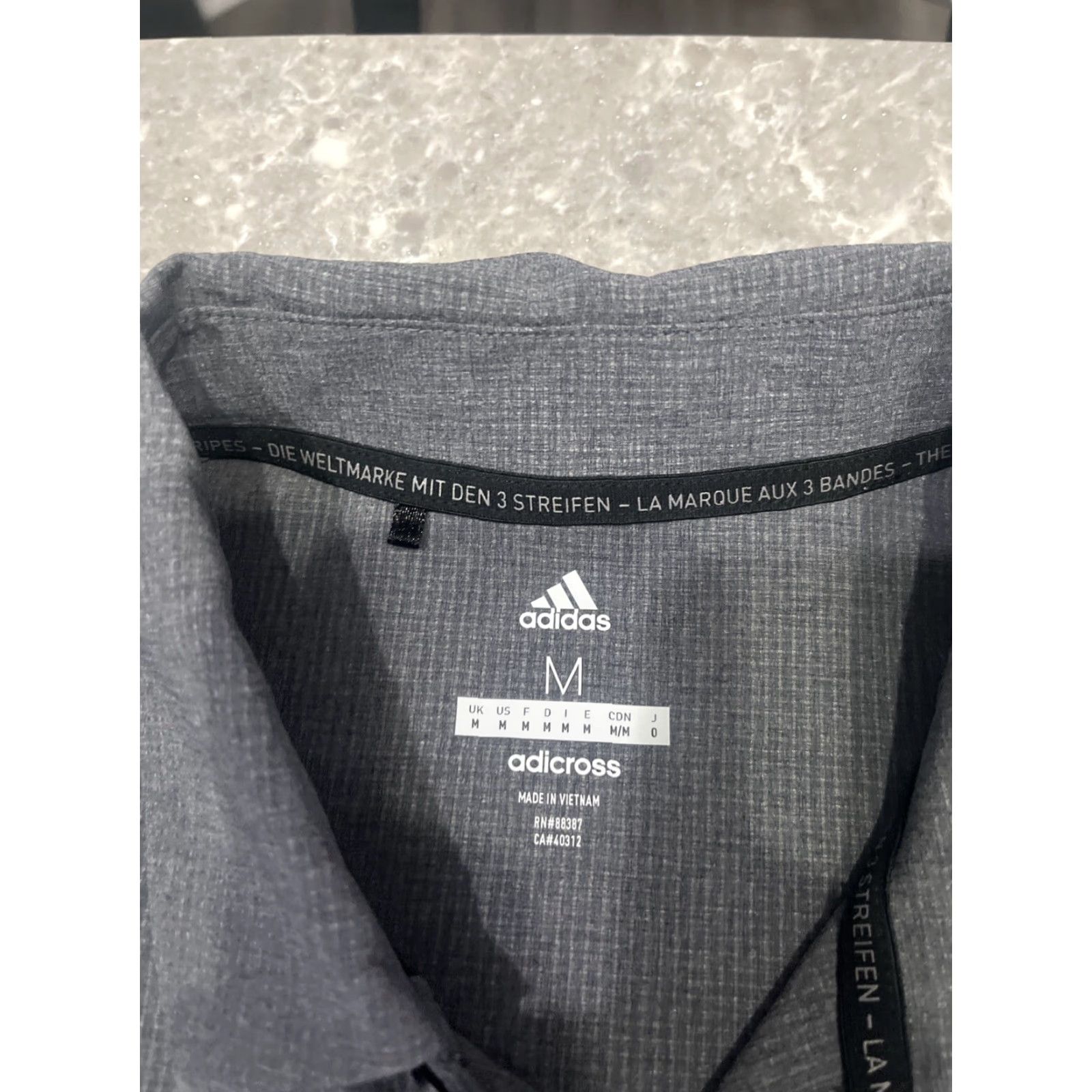 Adidas Adidas Adicross Shirt Men M Collared Button Up Athletic Gray Short Sleeve Casual Vintage? (But must not add N/A; vintage No) Sorry. Size US M / EU 48-50 / 2 - 4 Thumbnail