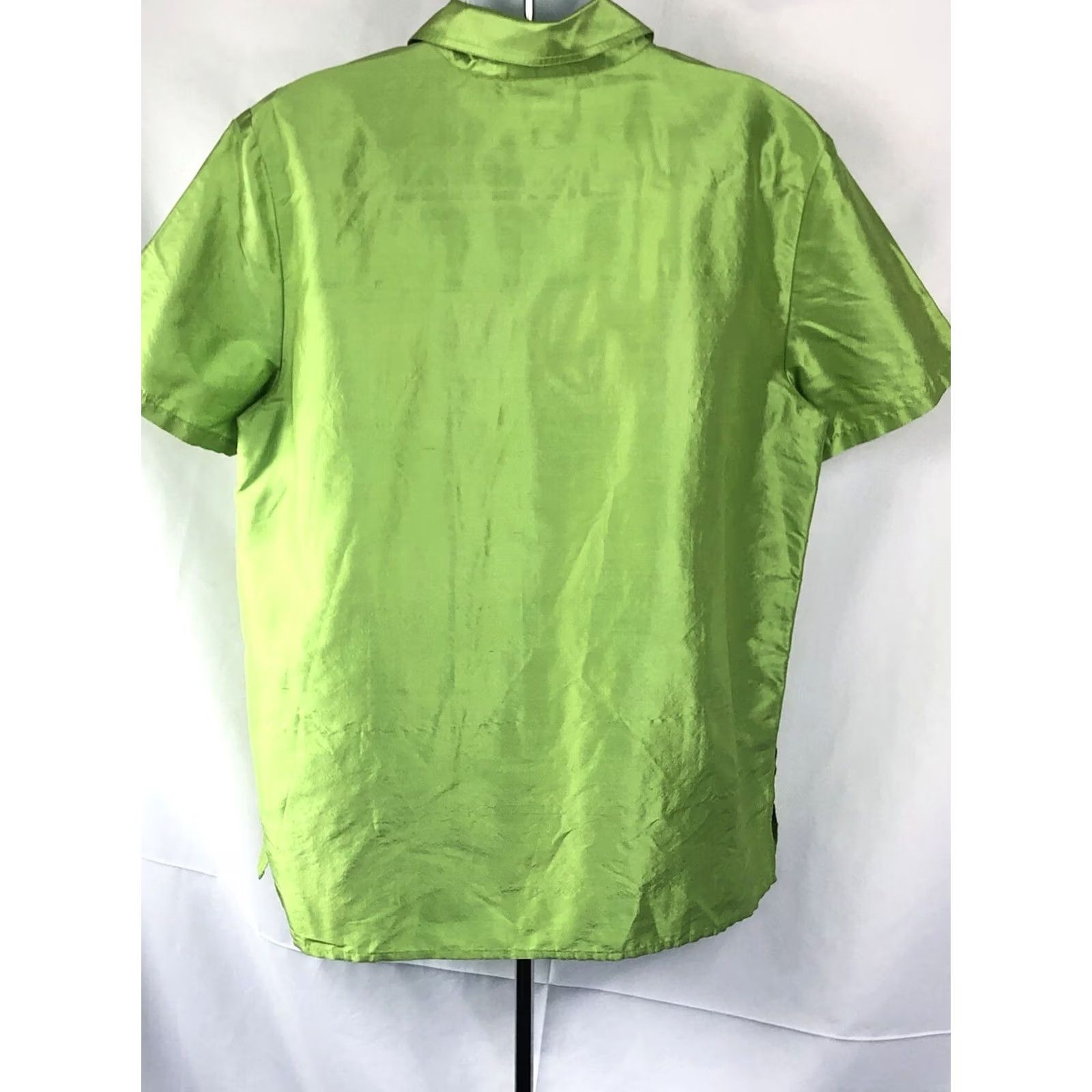 Vintage Sarah Chapman 100% silk top Blouse L Green Button Front Short Sleeve Collar Office Career Size L / US 10 / IT 46 - 3 Thumbnail