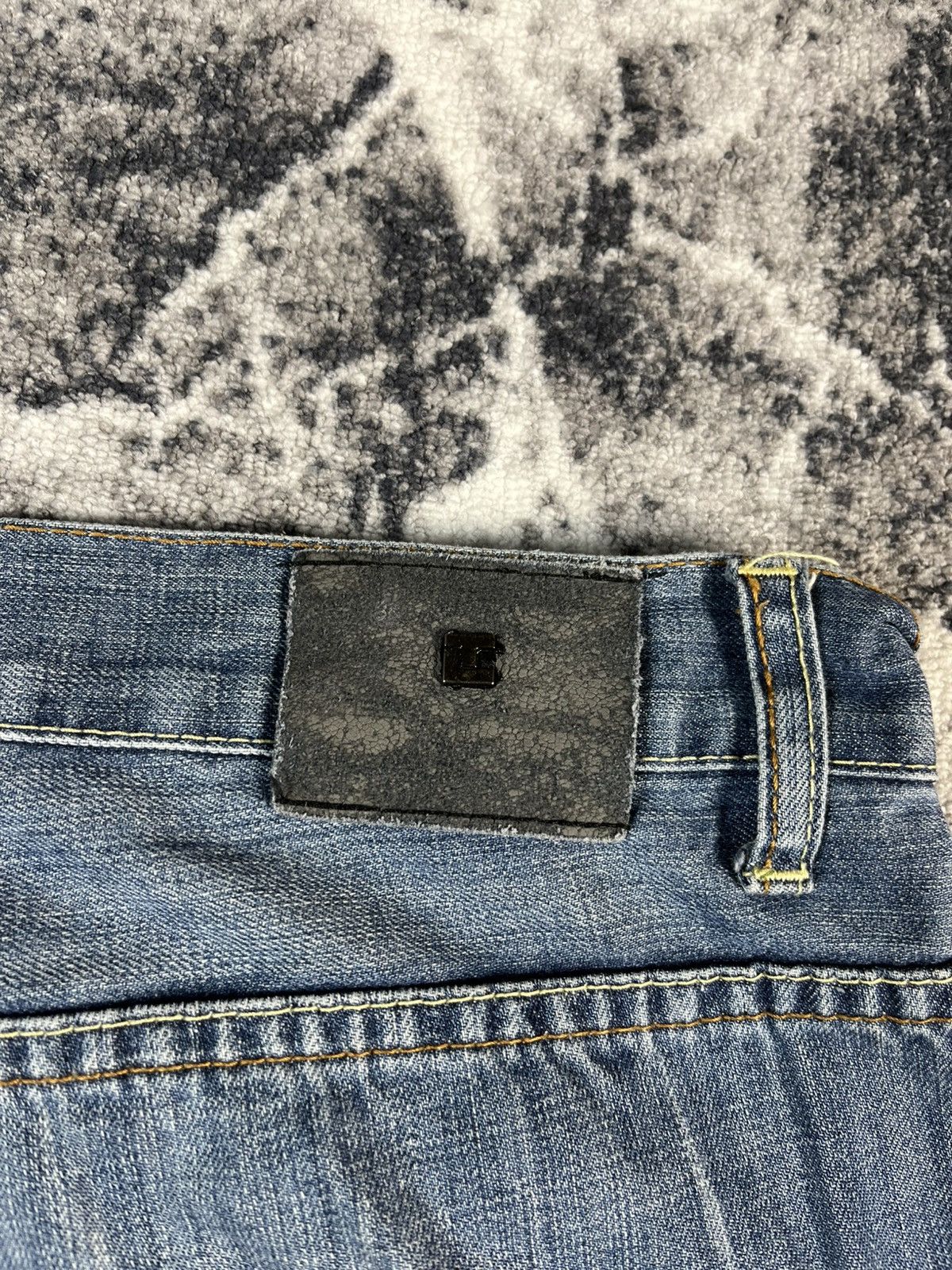 Other Ted Lapidus Jeans Distressed Fade Denim W36 Fit Size US 36 / EU 52 - 17 Thumbnail