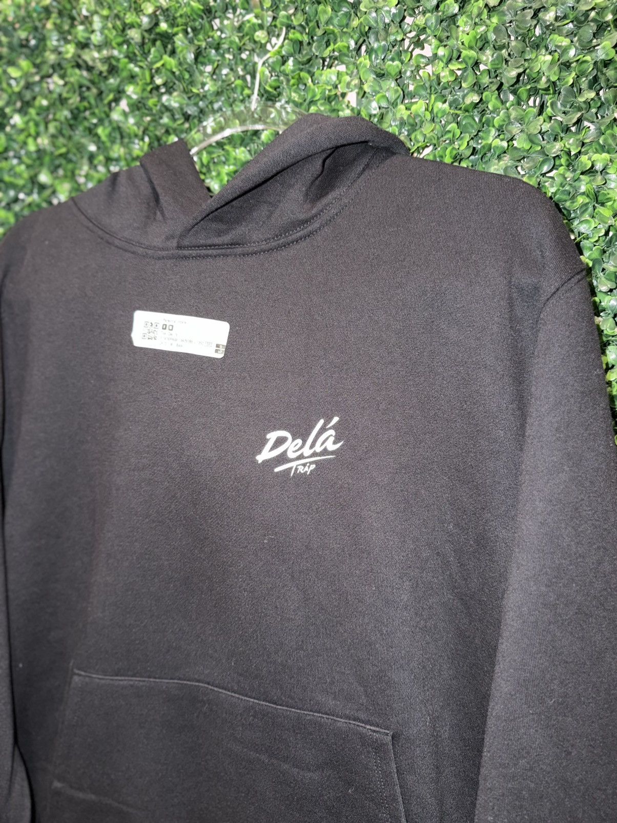 Other Delá Trap Hoodie Black Graphic Streetwear size M BNWOT Size US M / EU 48-50 / 2 - 5 Thumbnail