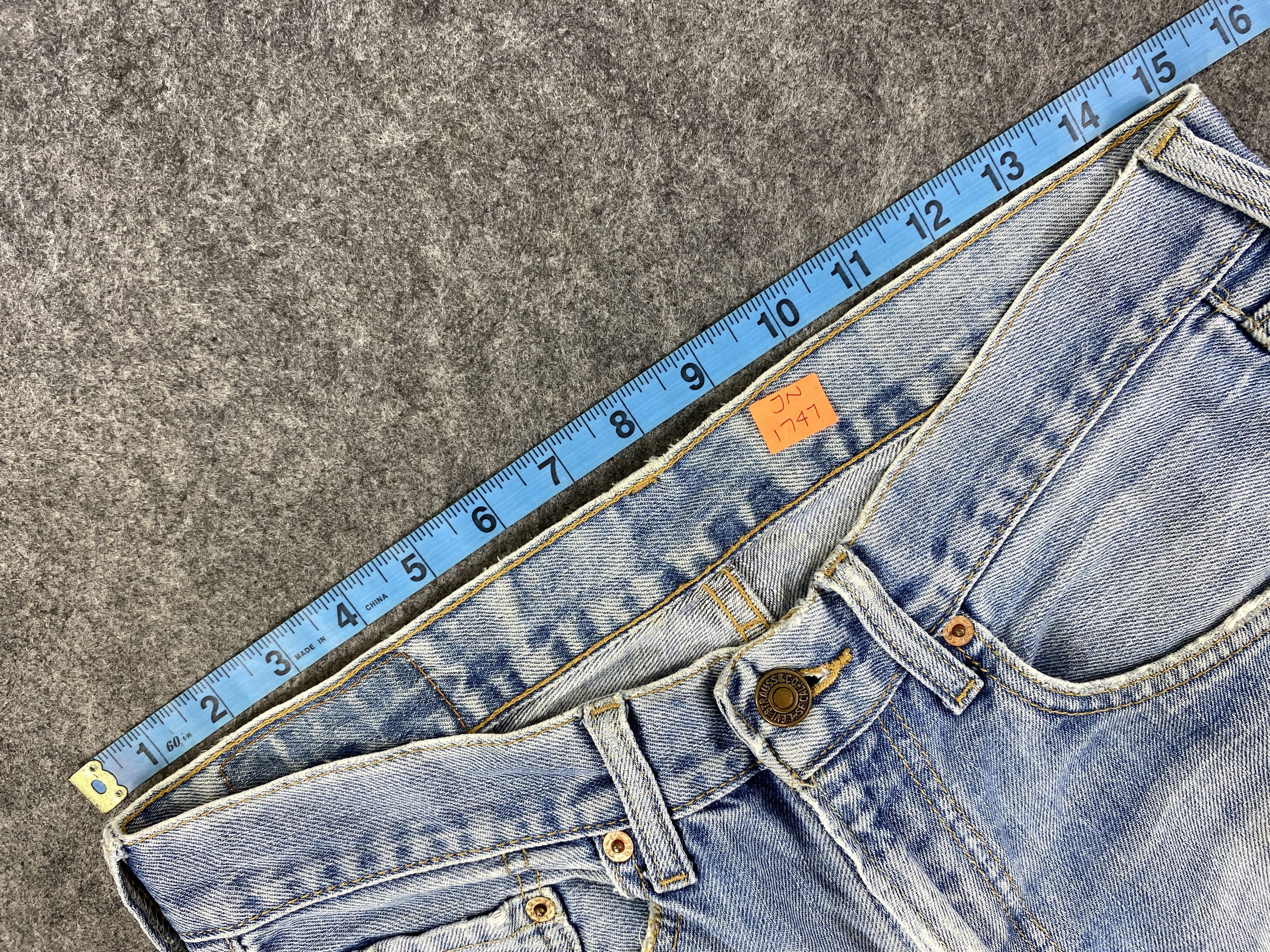 Levi's Light Blue Wash Vintage Levi's 505 Jeans 30x28 Denim -JN1747 Size US 30 / EU 46 - 5 Thumbnail