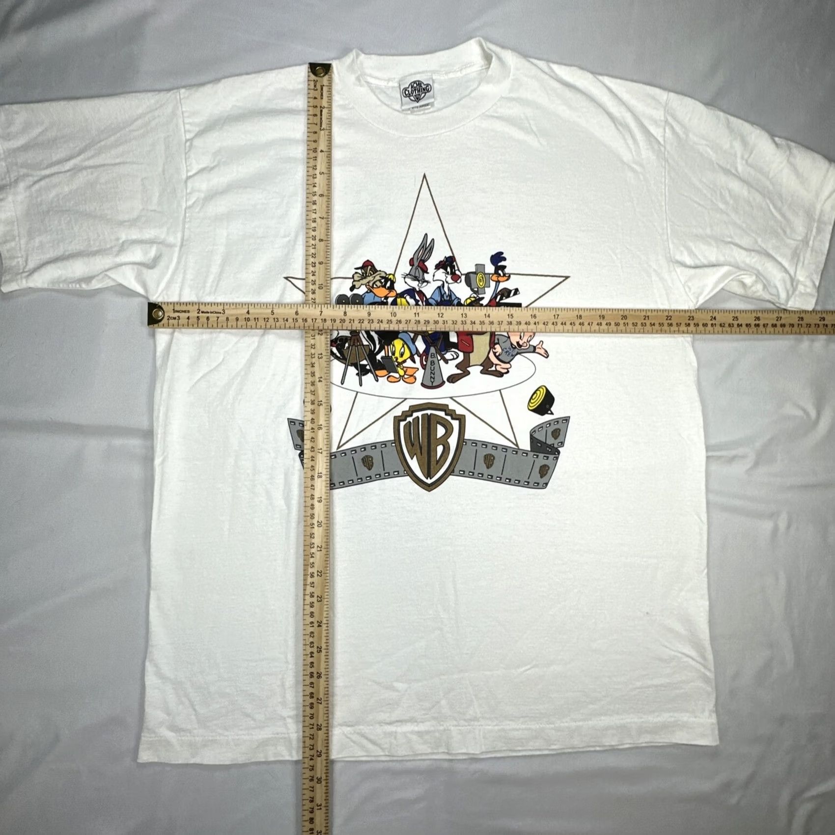 Acme Clothing Vintage XL Looney Tunes T-Shirt Graphic Bugs Bunny Taz Tweety 90s ACME BRAND Single Stitch Shirt Size US XL / EU 56 / 4 - 2 Thumbnail