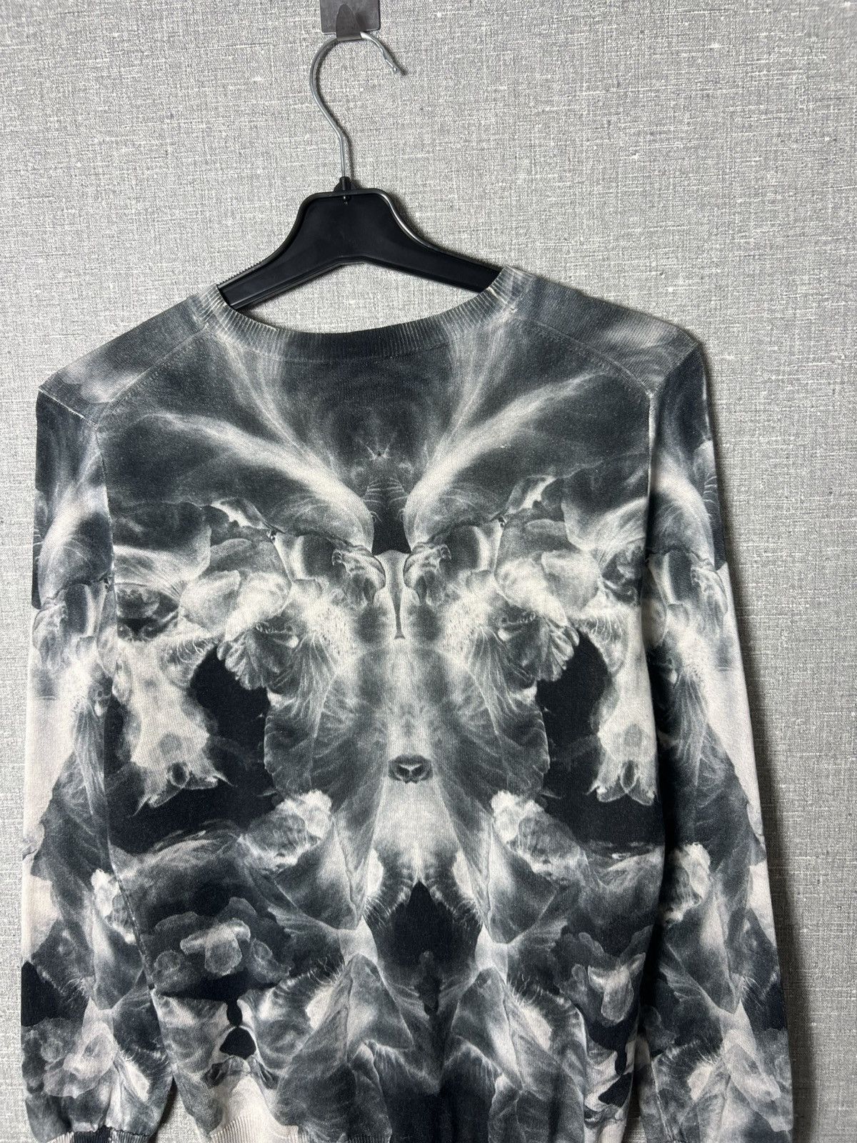 Alexander McQueen Alexander McQueen Trompe L’Oeil All Over Print Silk Sweater Size L / US 10 / IT 46 - 10 Thumbnail