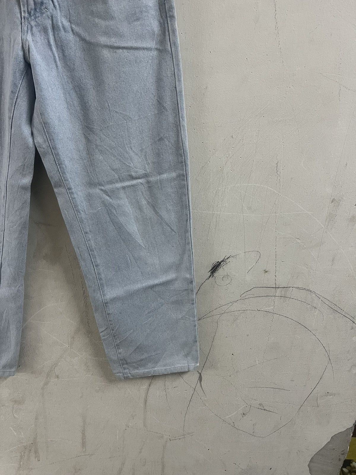 Japanese Brand VINTAGE VERSACE DISTRESSED DENIM PANT Size US 28 / EU 44 - 5 Thumbnail