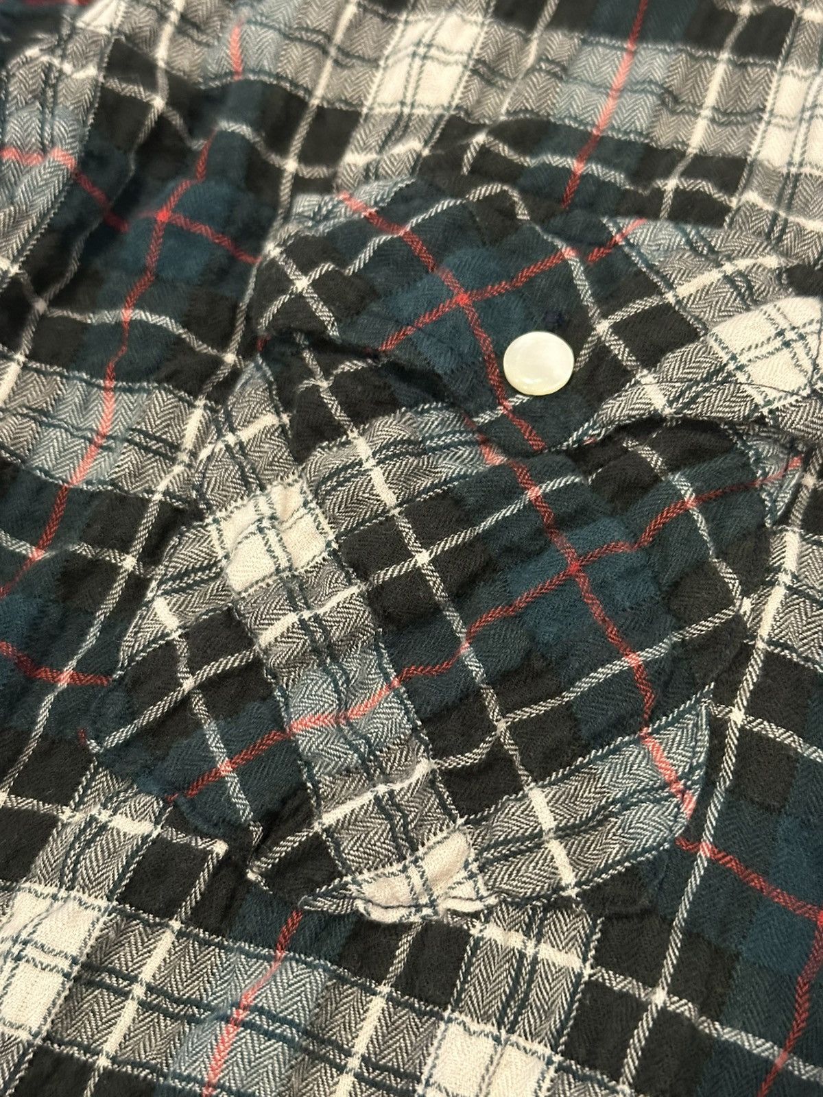 GOODENOUGH GOODENOUGH “Keep The Humming” Stretchy Flannel Button Down Size US M / EU 48-50 / 2 - 7 Thumbnail