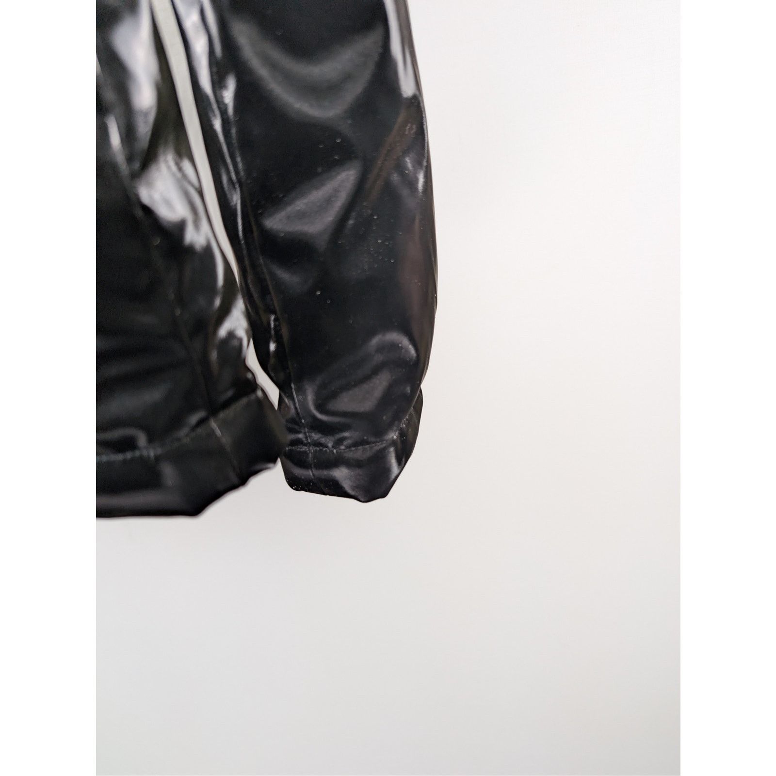 Saint Laurent Paris o1rshd1 CC20 Lacquered Down Puffer Jacket in black technical Size US M / EU 48-50 / 2 - 15 Thumbnail