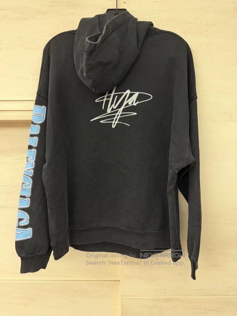 Balenciaga Balenciaga Vintage black limited edition portrait hoodie Size US S / EU 44-46 / 1 - 2 Thumbnail