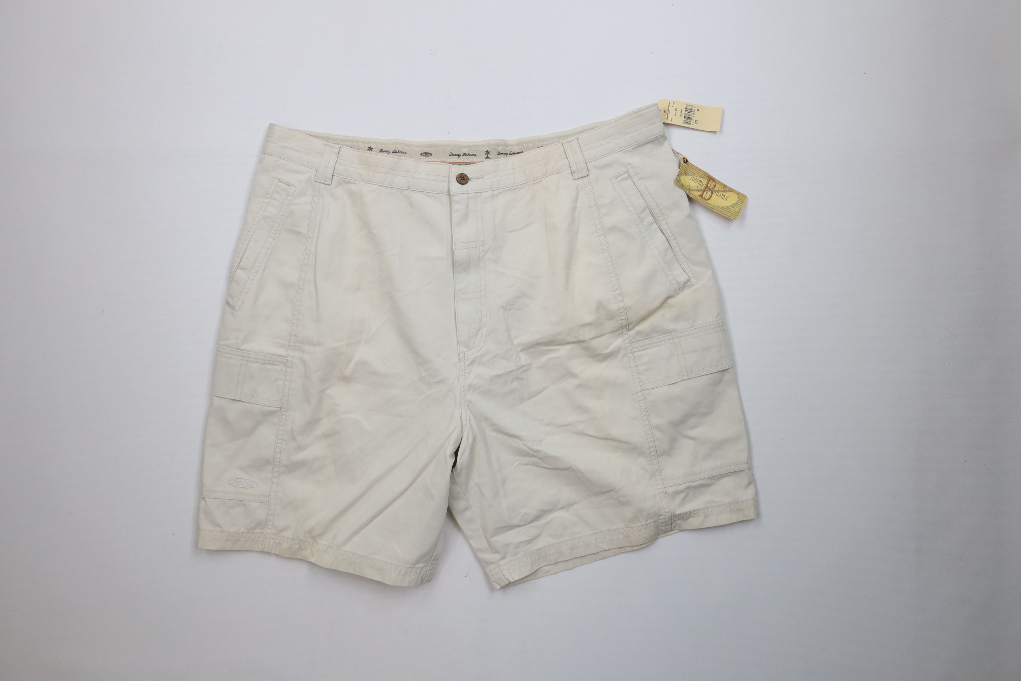 Tommy Bahama Deadstock Vintage 90s Tommy Bahama Knee Cargo Shorts Beige Size US 40 / EU 56 - 1 Thumbnail