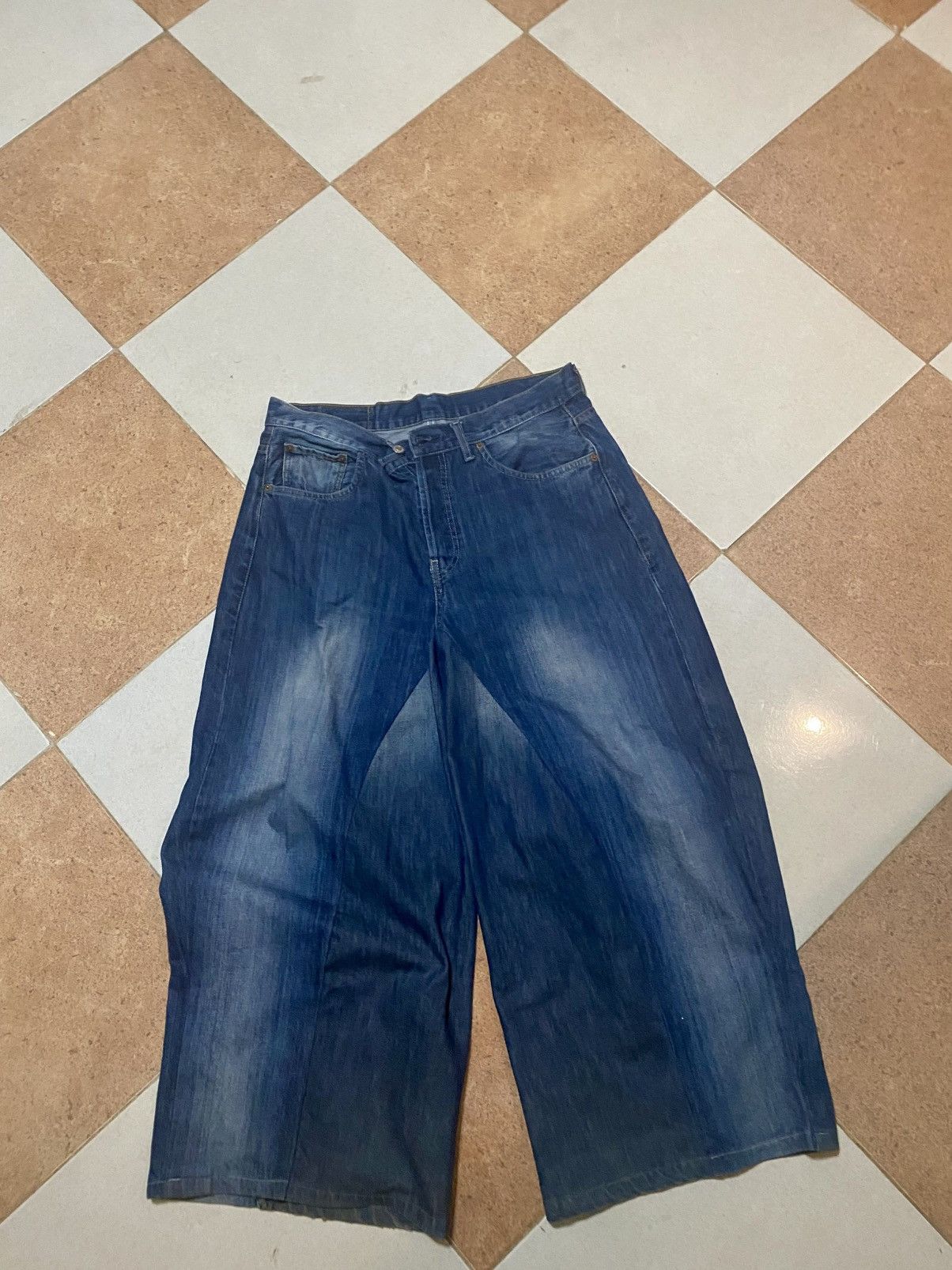 Levi's Vintage Clothing Levis 501 Baggy Wide Leg Faded Jeans Size US 44 / EU 60 - 2 Thumbnail
