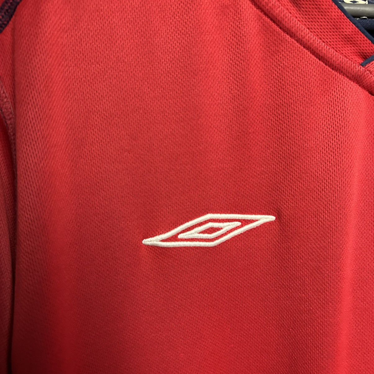 Umbro Vintage Umbro England 2004 Two sided national soccer jersey Size US M / EU 48-50 / 2 - 10 Thumbnail