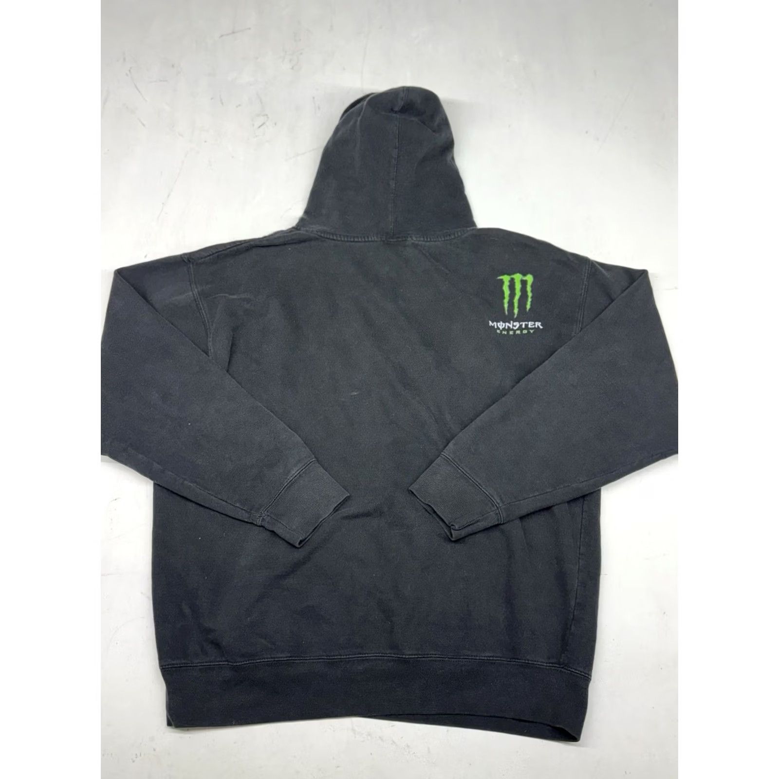 Vintage Monster Energy Hoodie Mens XL Pullover Graphic Sweatshirt Unleash The Beast Black Size US XL / EU 56 / 4 - 7 Thumbnail
