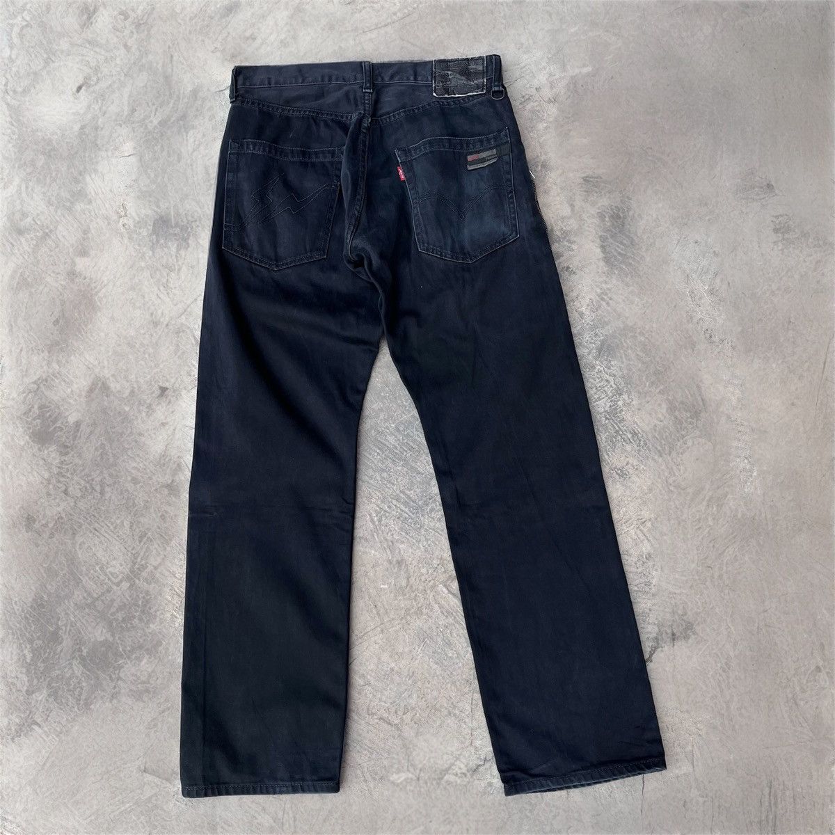 Fragment Design × Levi's Levi’s x Fragment design Size US 32 / EU 48 - 1 Thumbnail