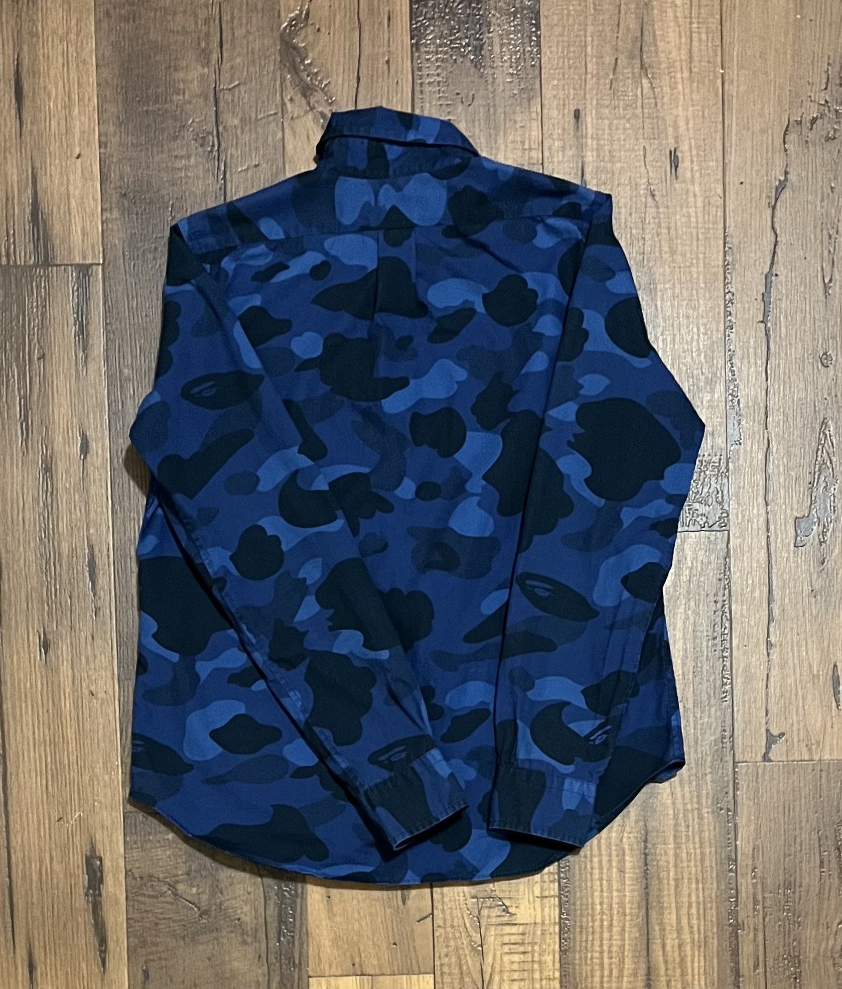 Bape Bape long sleeve blue camo button up shirt Size XS / US 0-2 / IT 36-38 - 2 Thumbnail