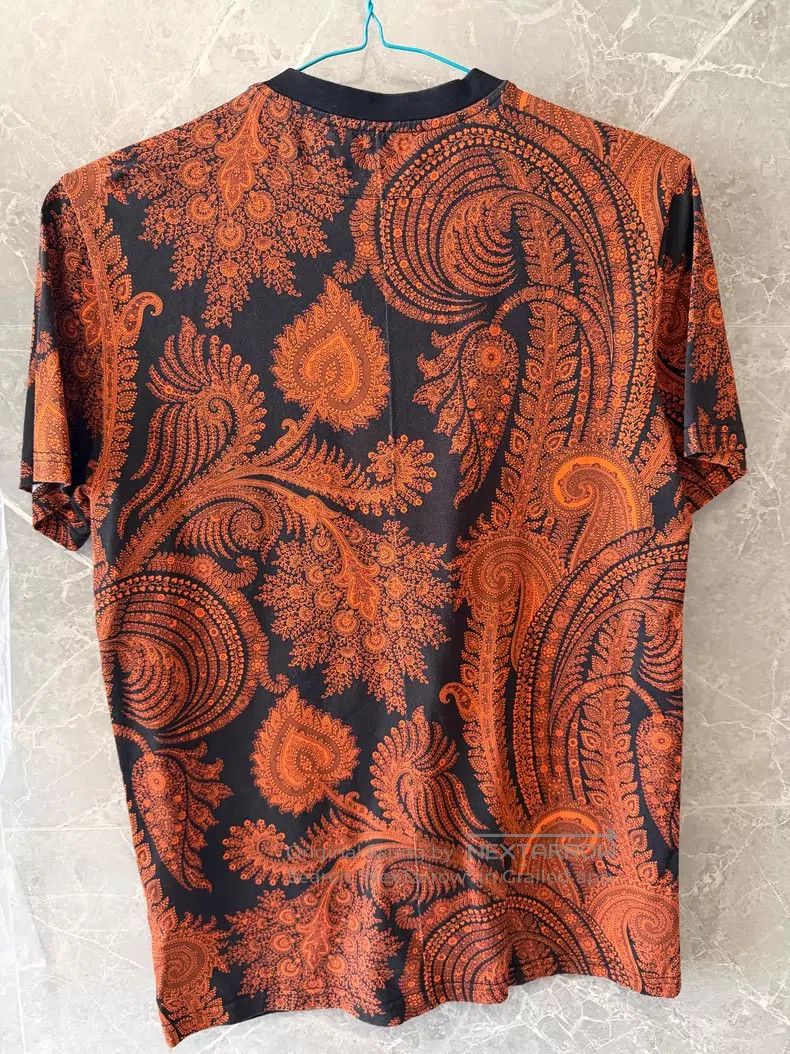 Givenchy Givenchy Short Sleeve T-shirt Size US S / EU 44-46 / 1 - 3 Thumbnail