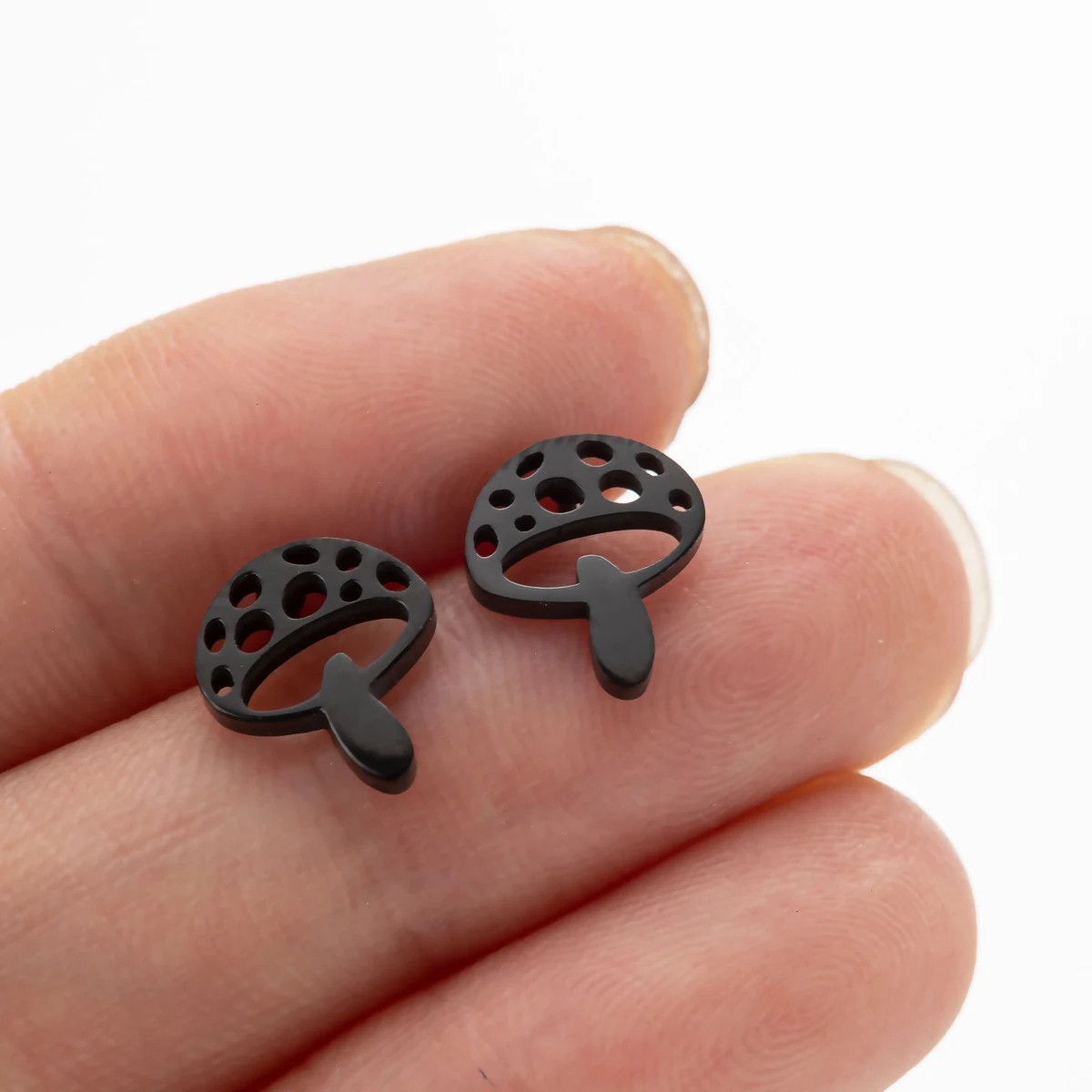 Jewelry Mini Mushroom Stud Earrings Charm Earring Gift Size ONE SIZE - 1 Thumbnail