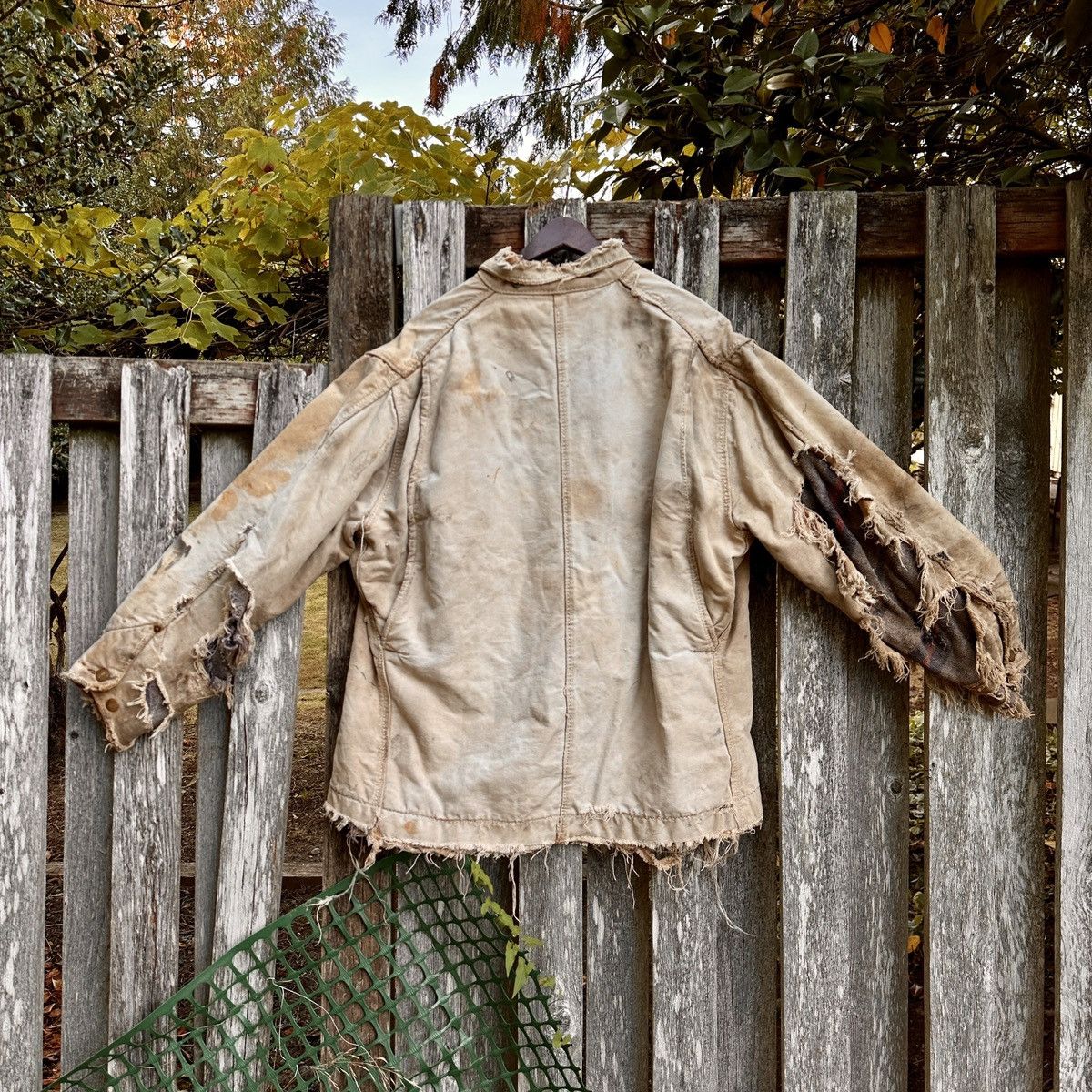 Carhartt × Vintage 70s Thrashed Carhartt miner Homeless Chore Coat Boro Crash Size US L / EU 52-54 / 3 - 12 Thumbnail