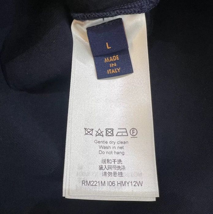 Louis Vuitton LOUIS VUITTON LV Sleeve Hoodie2412-Nextarrow Size US L / EU 52-54 / 3 - 4 Thumbnail