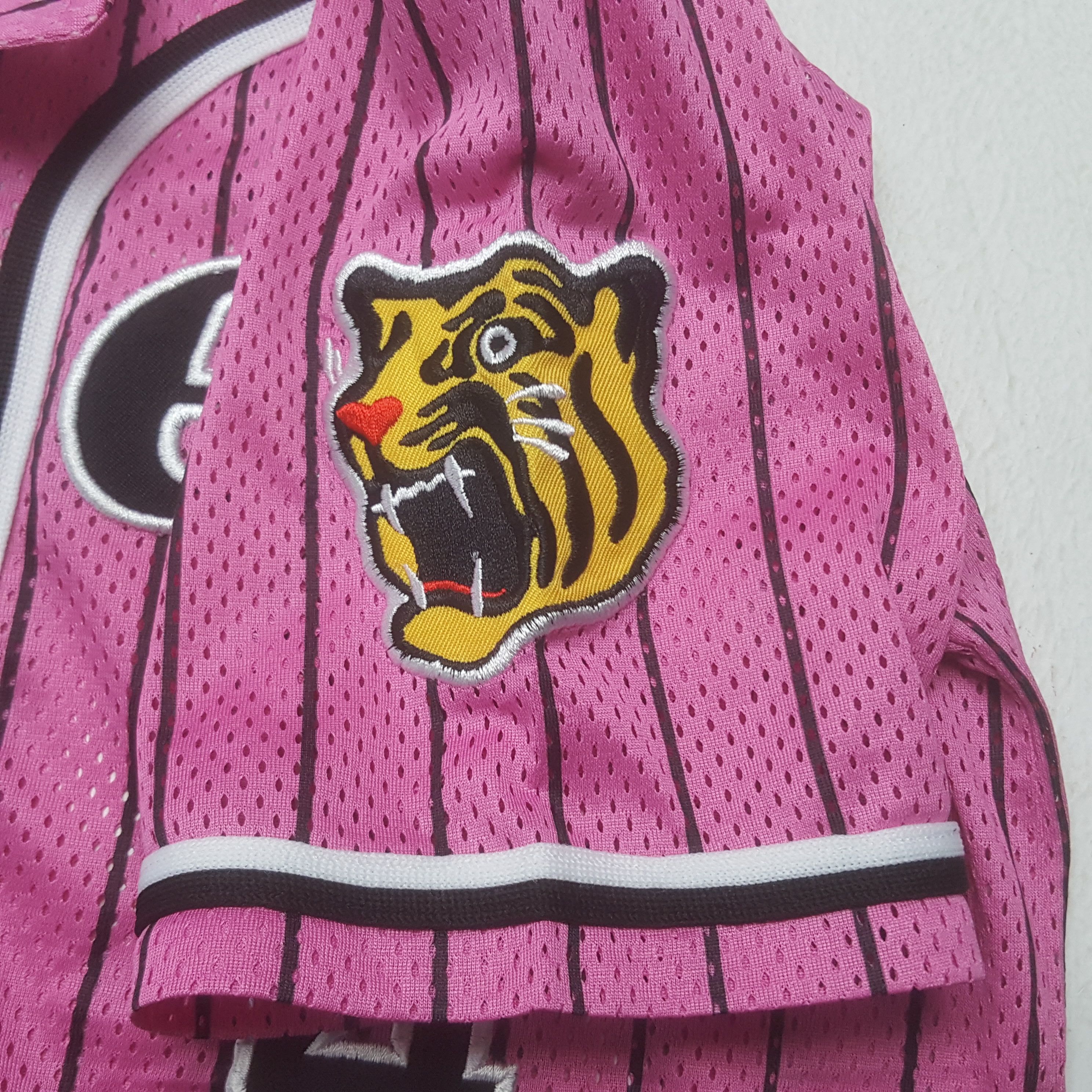 Vintage Vintage Tigers 4 Baseball Kit Tshirt Size US S / EU 44-46 / 1 - 6 Thumbnail