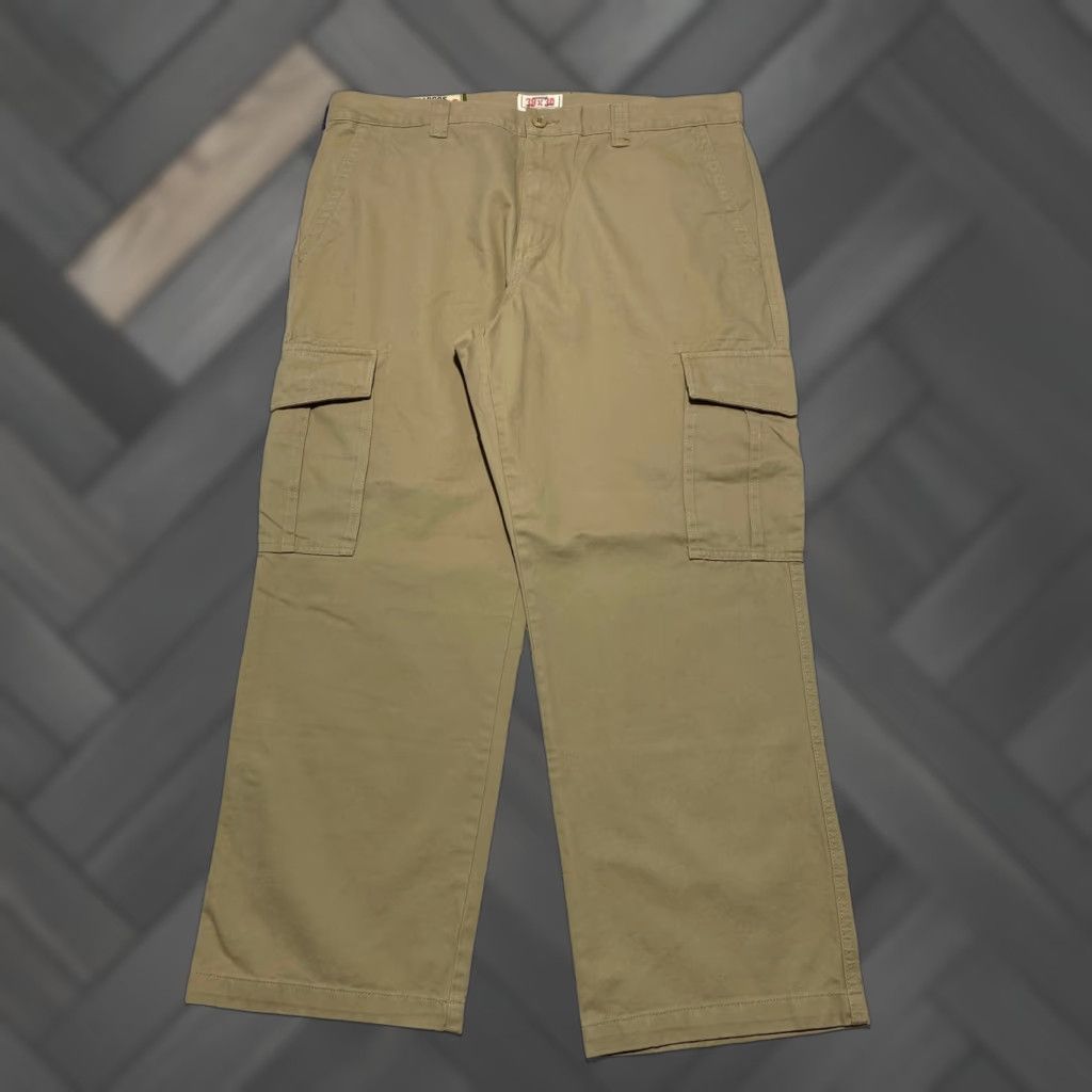 Old Navy Old Navy Cargo Pants Mens 38x30 Khaki Cotton Twill Relaxed Fit Size US 38 / EU 54 - 1 Thumbnail