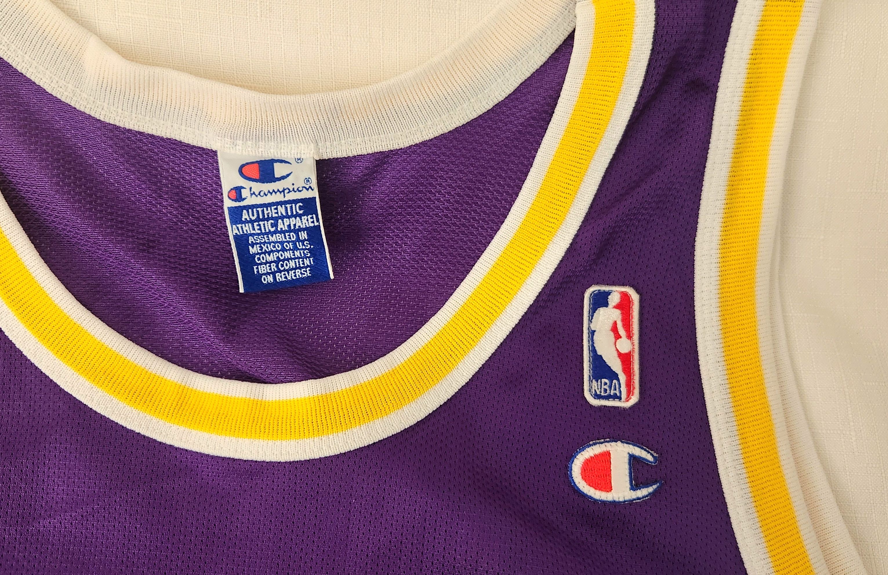 Champion × NBA × Vintage NBA LOS ANGELES LAKERS BASKETBALL SHIRT JERSEY CHAMPION #34 Size US L / EU 52-54 / 3 - 7 Thumbnail