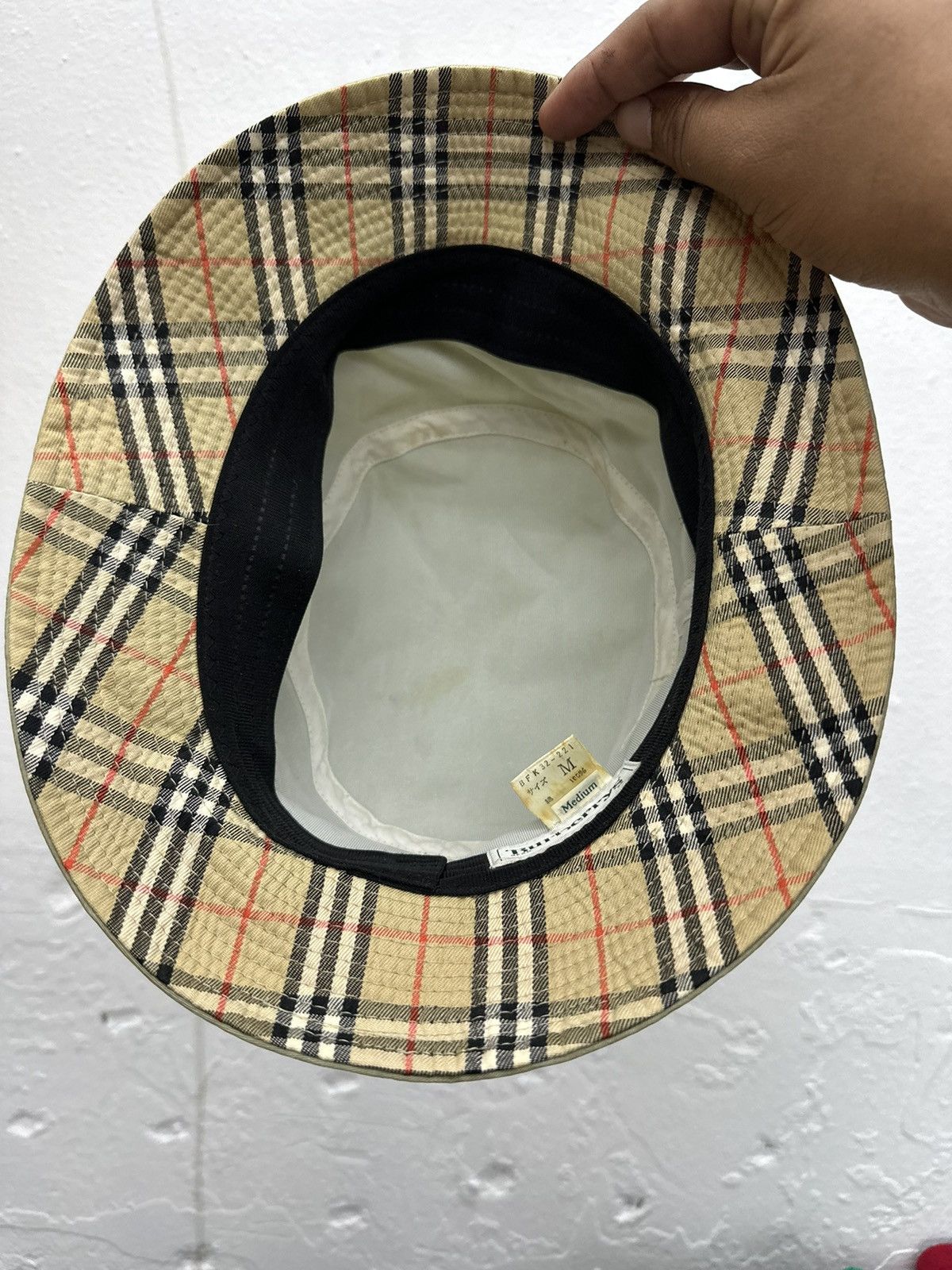 Burberry 90’s Burberrys Nova Check Bucket Hat Size ONE SIZE - 7 Thumbnail