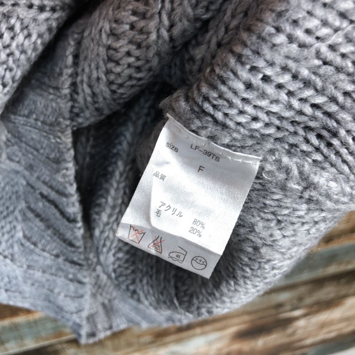Homespun Knitwear × LOWRYS FARM Lowyrs Farm Grey cable aran isle Knitwear vintage #A1718 Size US M / EU 48-50 / 2 - 11 Thumbnail