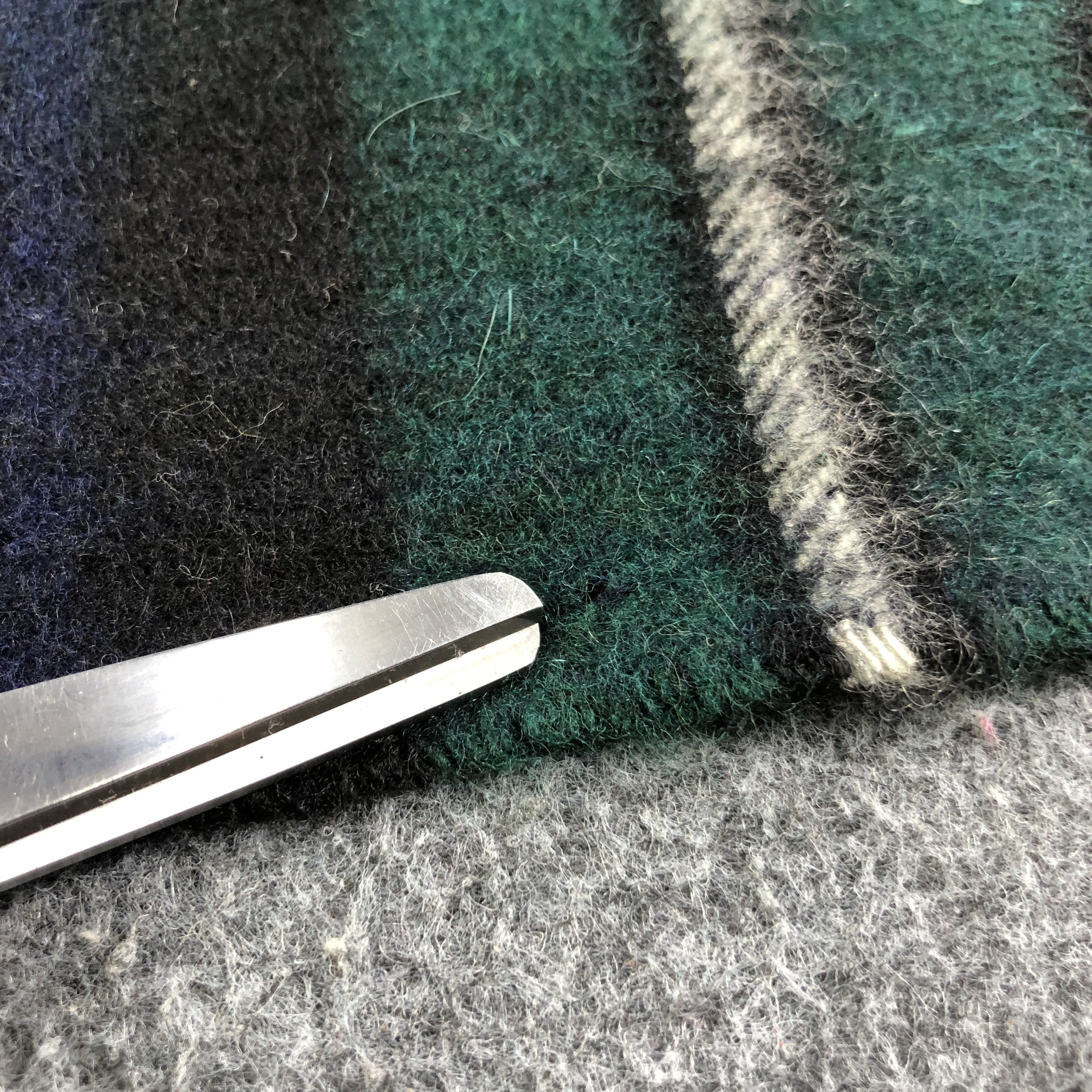 Johnstons Of Elgin Johnstons of Elgin Tartan Cashmere Scarf Muffler V1321 Size ONE SIZE - 7 Thumbnail