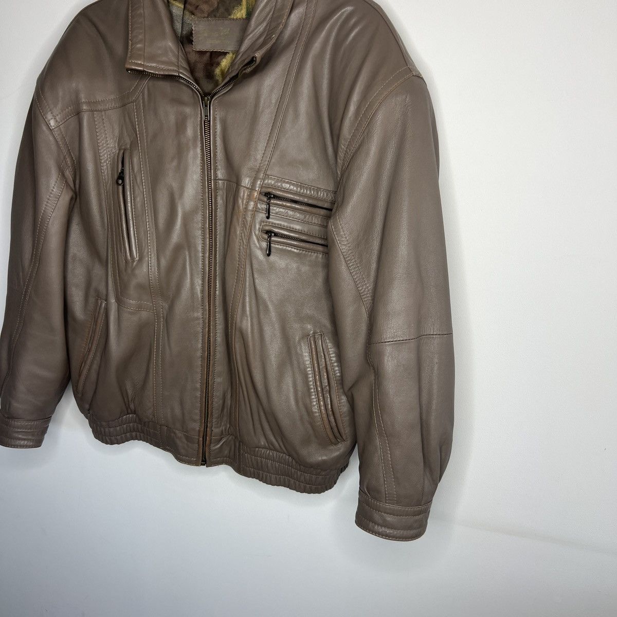 Leather × Vintage Vintage Brown Leather Motor Biker Jacket Trucker Genuine Size US L / EU 52-54 / 3 - 2 Thumbnail