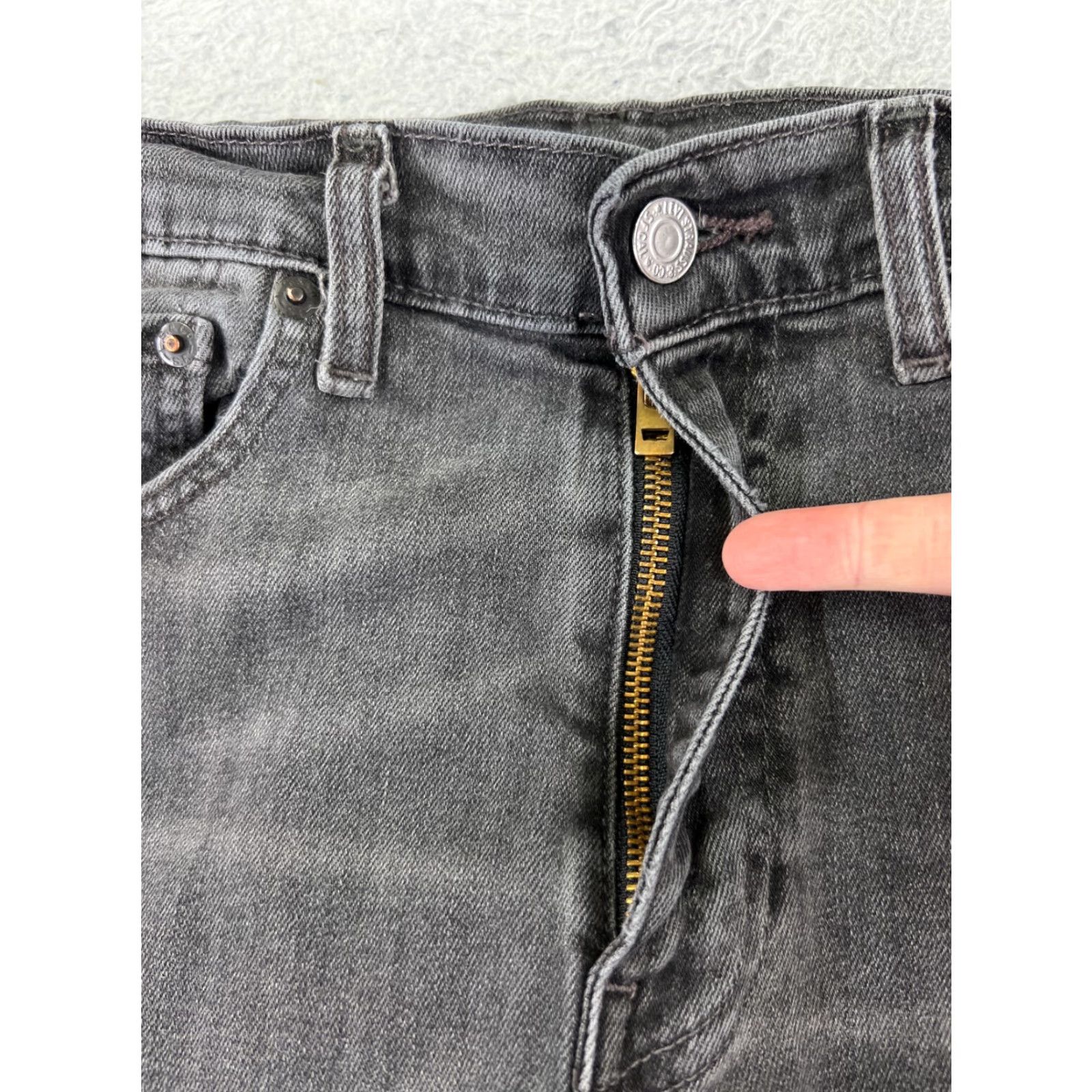 Levi's Levis 502 Jeans Slim Straight Denim Black 32x28 5-Pocket Cotton Blend Regular Mens Size US 32 / EU 48 - 5 Thumbnail