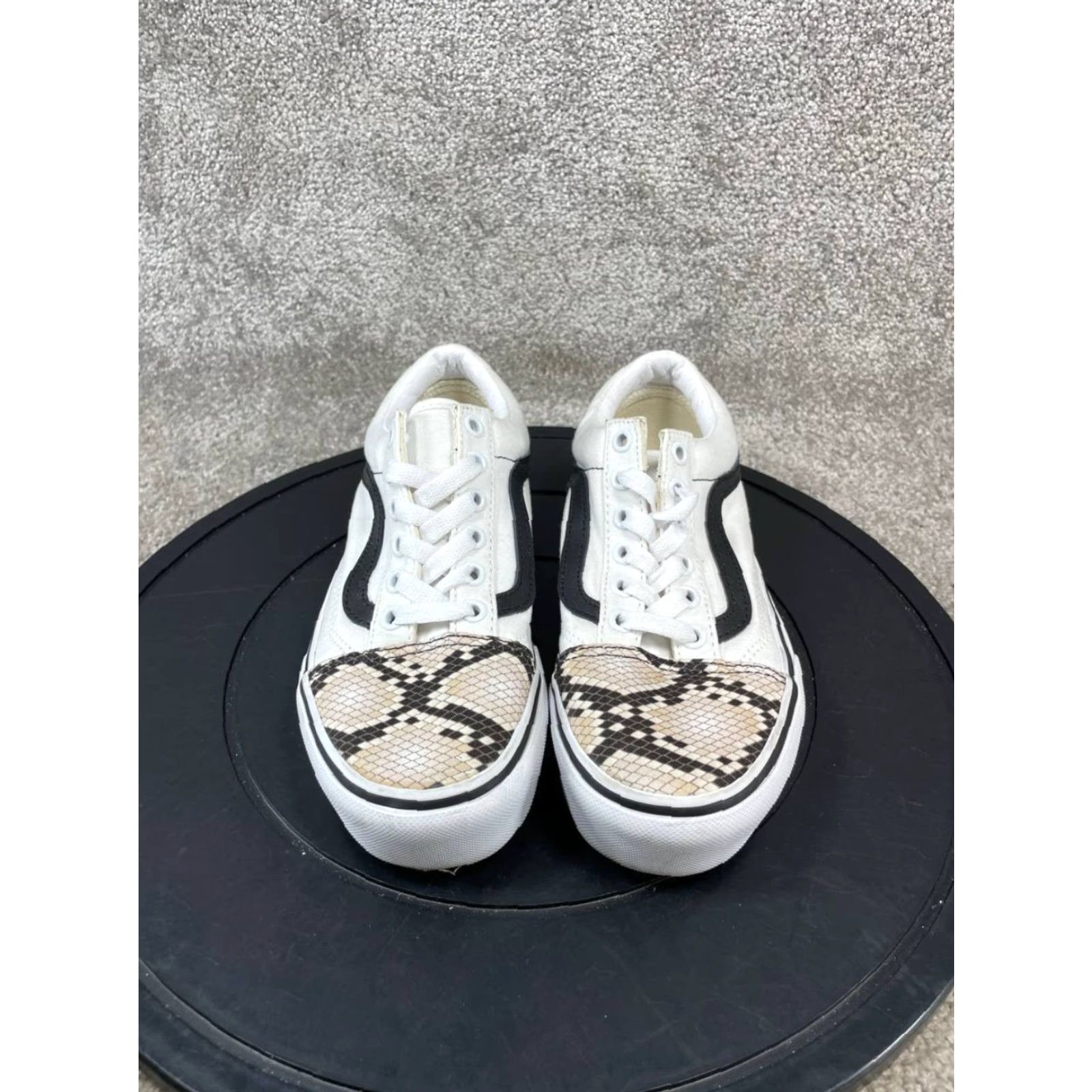 Vans Vans Shoes Womens 6 Snakeskin White Low Top Skateboard Athletic Sneaker Size S / US 4 / IT 40 - 4 Thumbnail