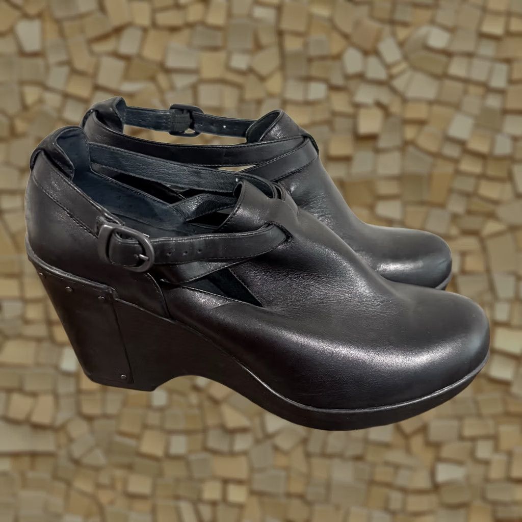 Dansko Dansko Franka Womens Sz 41 US 10.5 11 Strappy Wedge Clog Black Leather Bootie Size US 11 / IT 41 - 1 Thumbnail