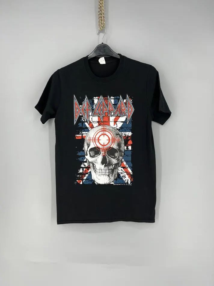Band Tees × Vintage Vintage Y2K Def Leppard Pryromania Band Tee Size M Size US M / EU 48-50 / 2 - 1 Thumbnail