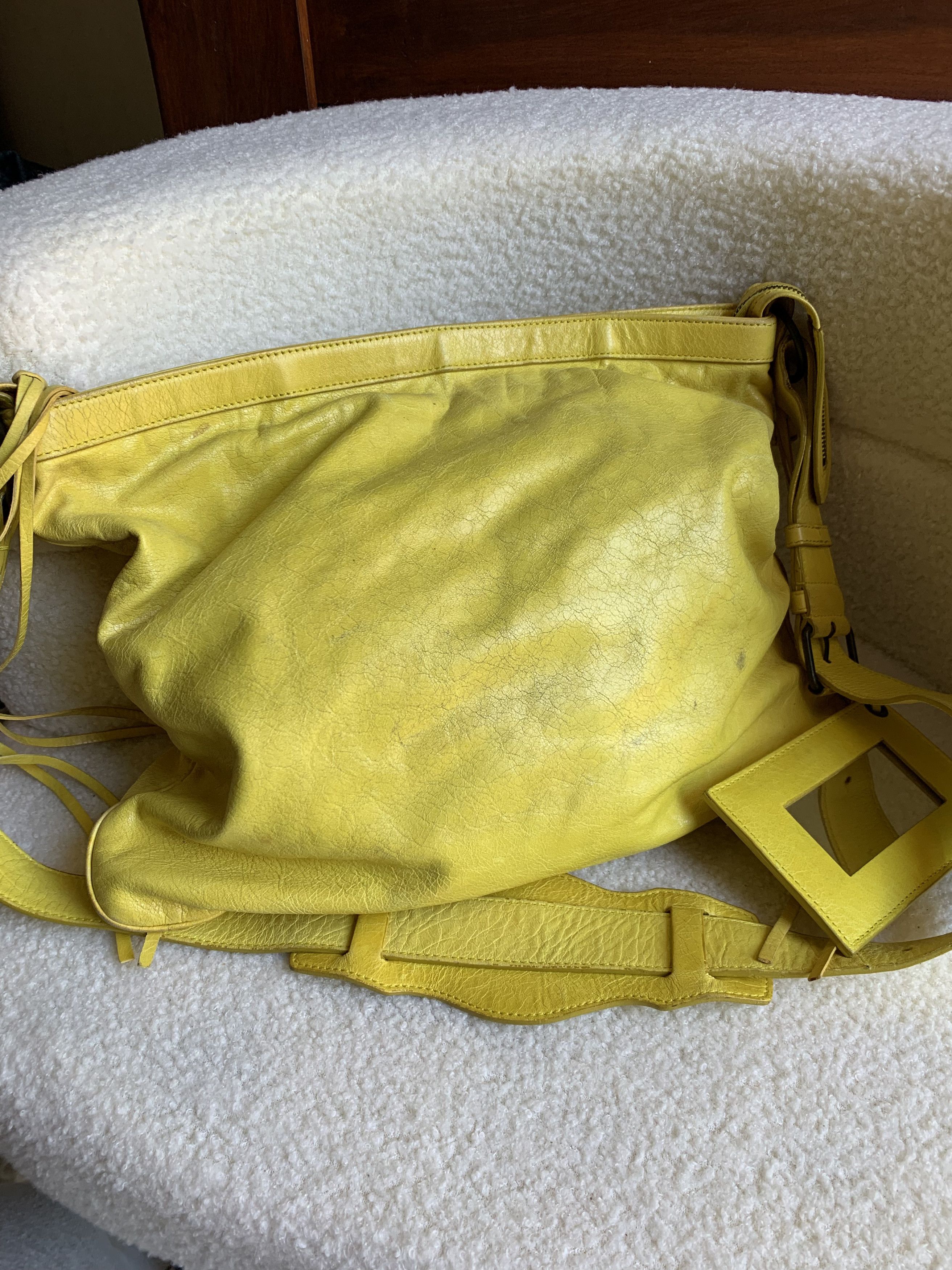 Balenciaga Authentic Balenciaga city Messenger Crossbody Bag Size ONE SIZE - 2 Thumbnail