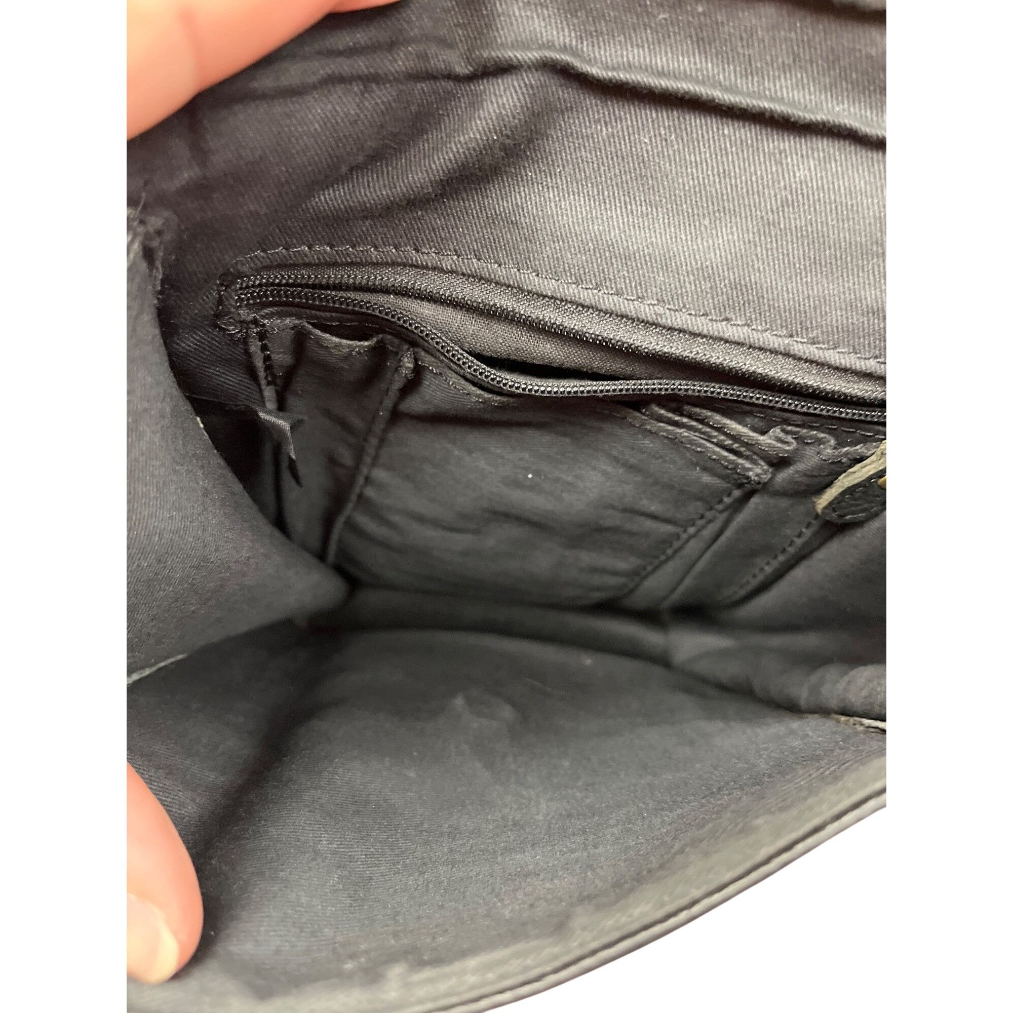 Fossil Fossil VTG wms black leather crossbody shoulder bag 8"x6.5"x Size ONE SIZE - 8 Thumbnail