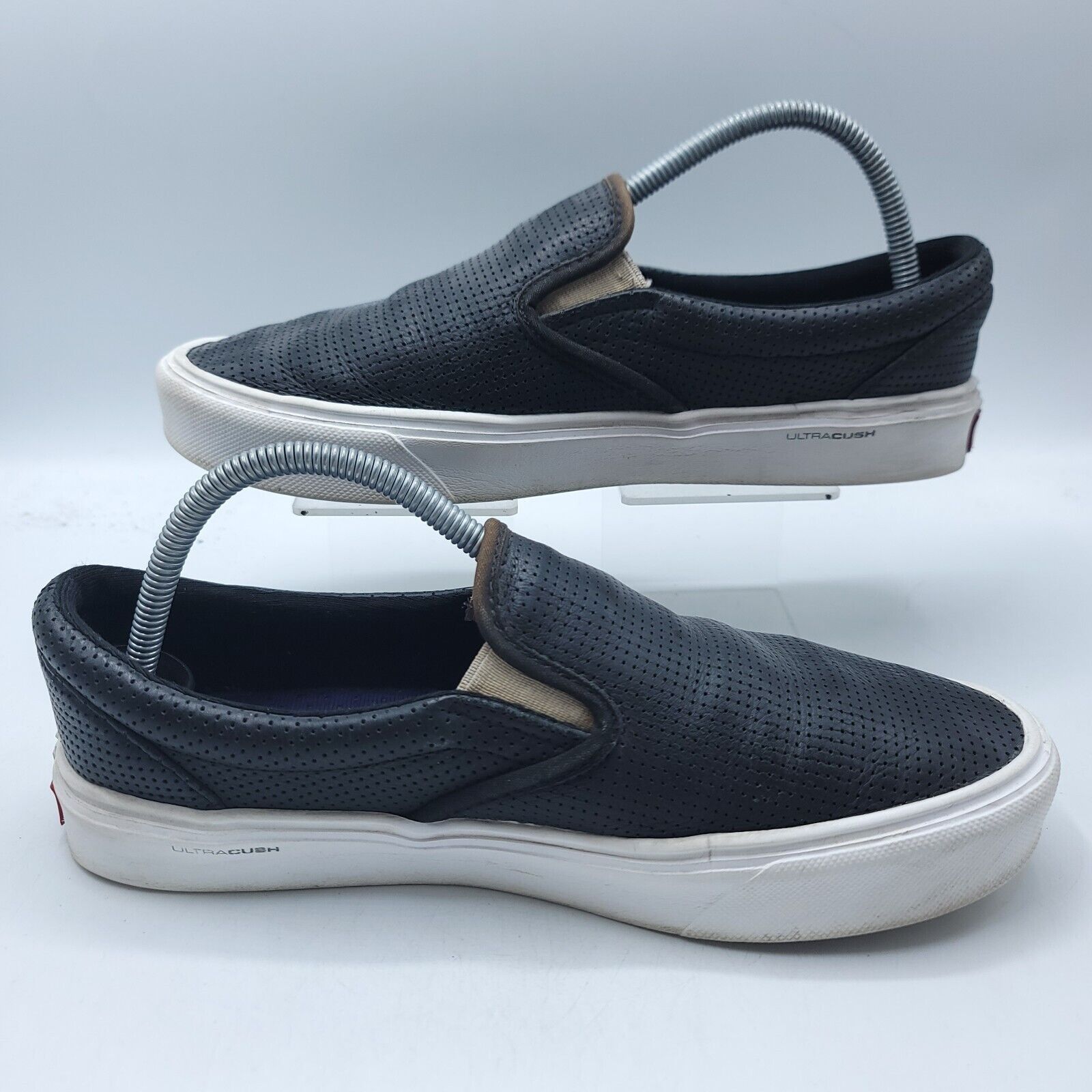 Vans Vans Off The Wall Sneaker Shoe Men Size 8.5 TCH0 Black White Size US 8.5 / EU 41-42 - 6 Thumbnail