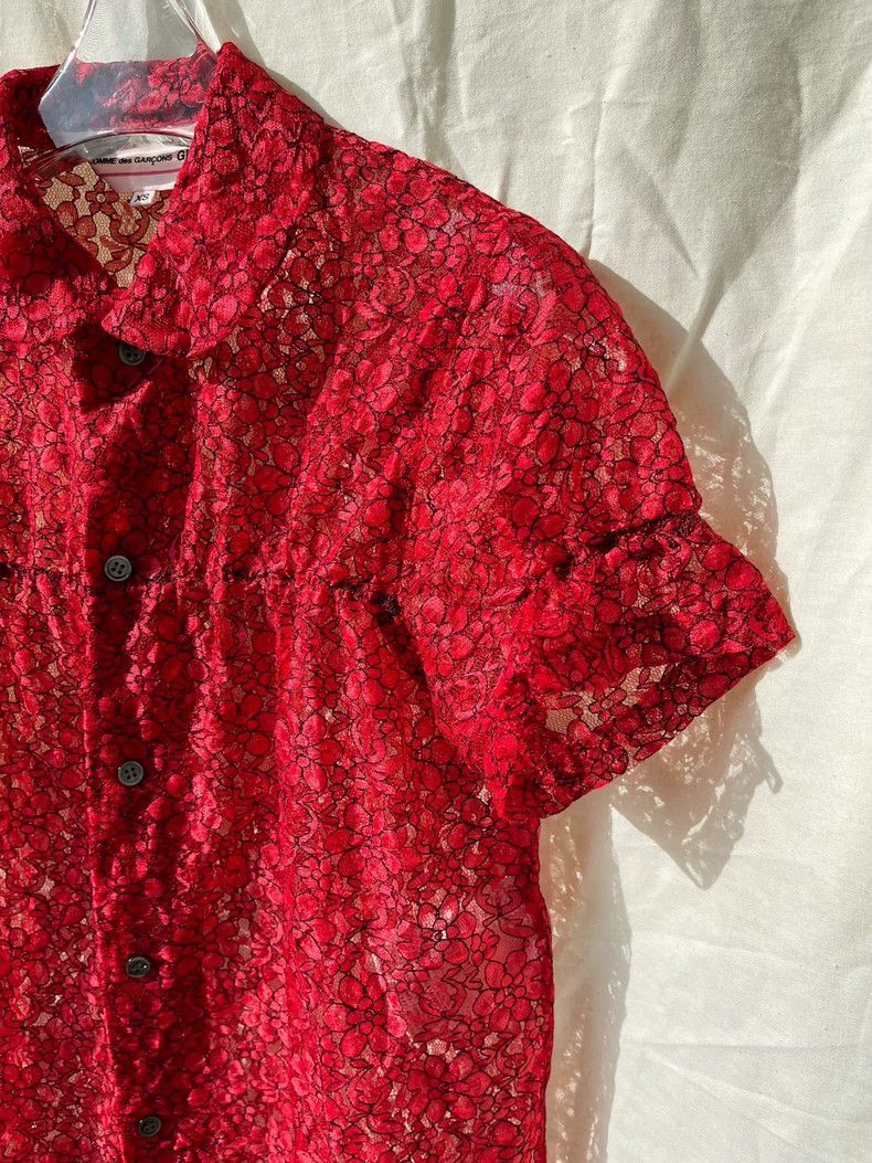 Comme des Garcons Comme Des Garcons Red flower lace smocked gold ingot colla Size S / US 4 / IT 40 - 6 Thumbnail