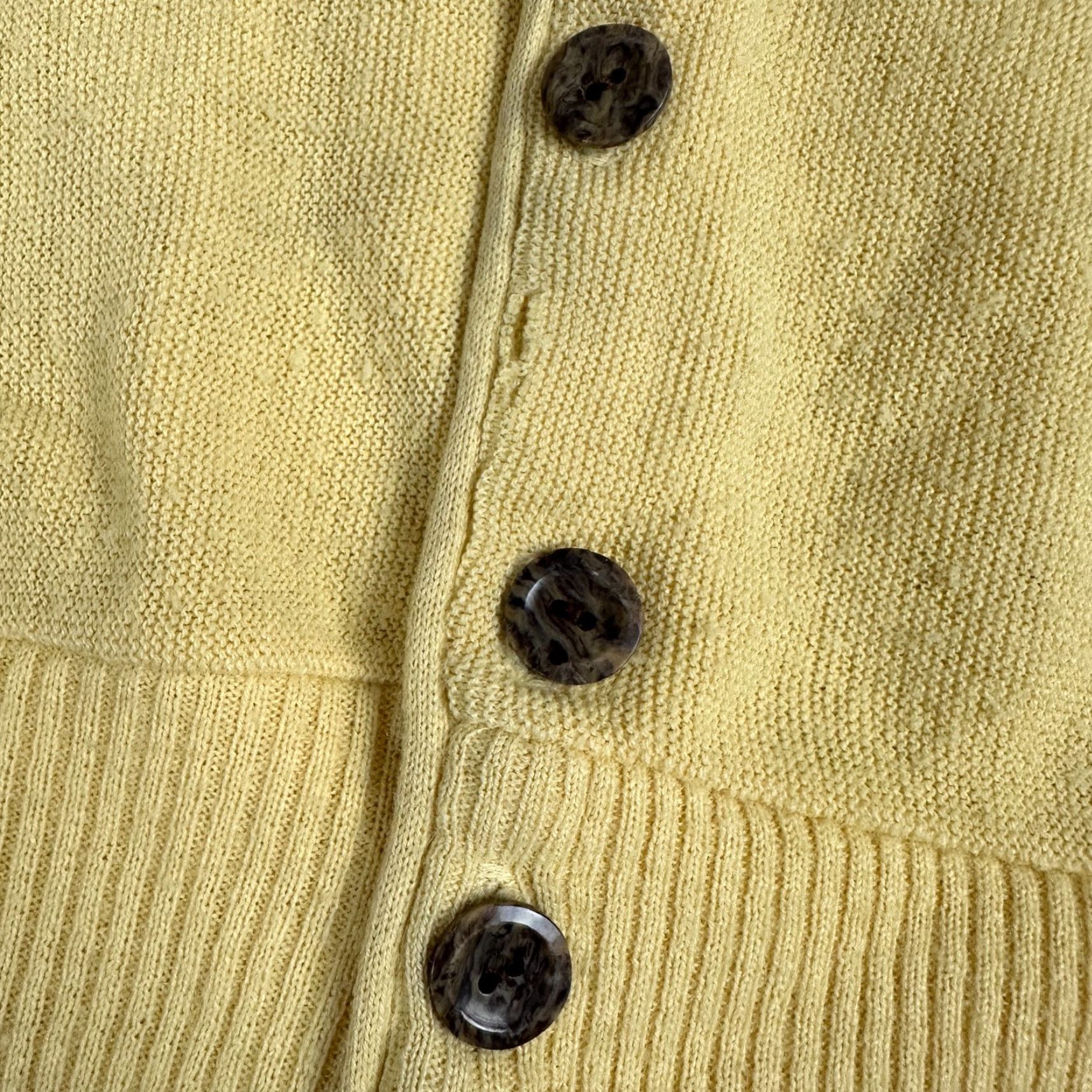 Vintage VINTAGE Arnold Palmer Robert Bruce Sweater Cardigan Mens S Yellow Solid Knit Button Up Cardigan All Seasons Fall Spring Summer Winter 60s Mens Size US S / EU 44-46 / 1 - 6 Thumbnail